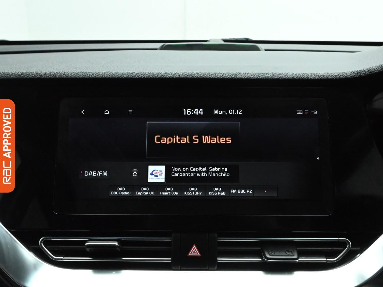 Kia Niro view 22