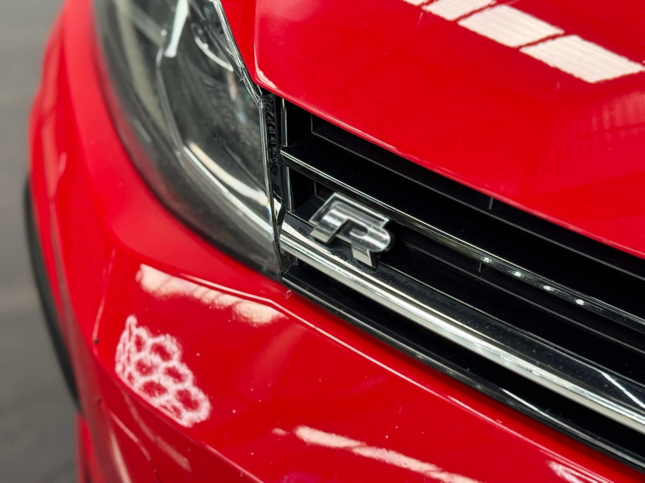 Volkswagen Golf view 17