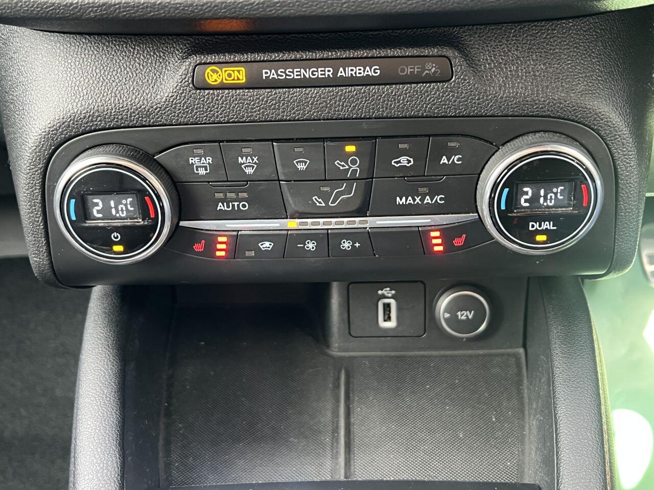 Ford Focus view 36