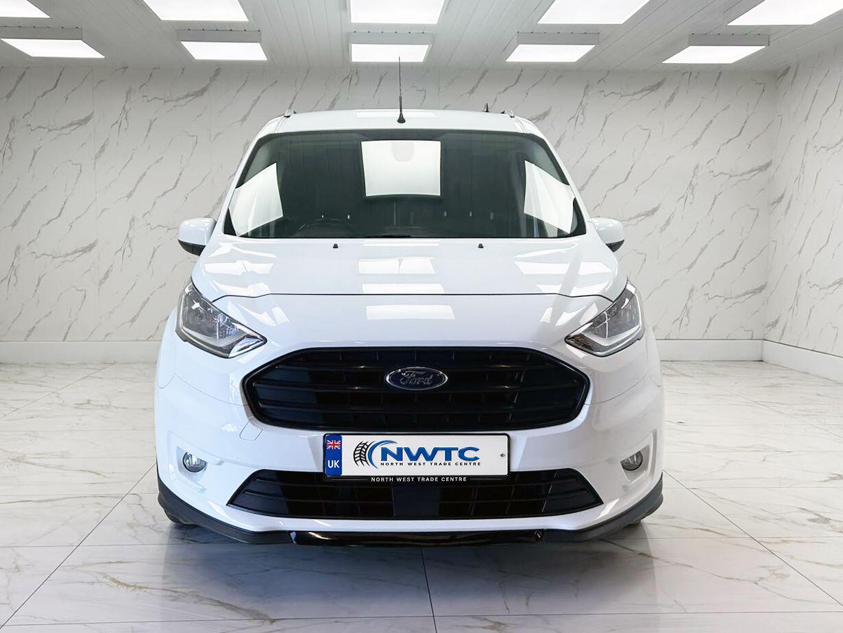 Ford Transit Connect view 5