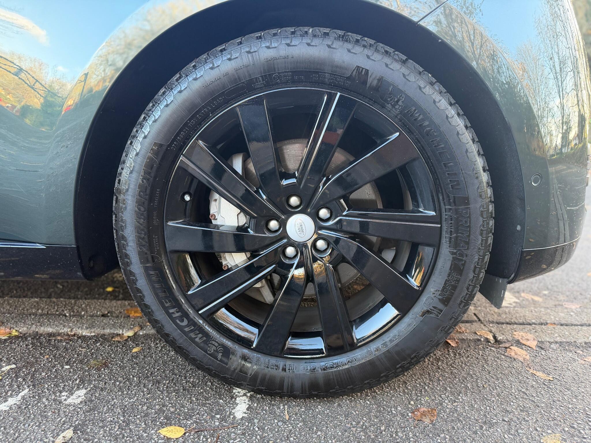 Land Rover Range Rover view 20