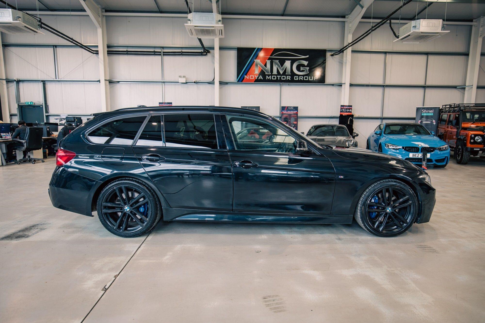 BMW 3 Series view 21