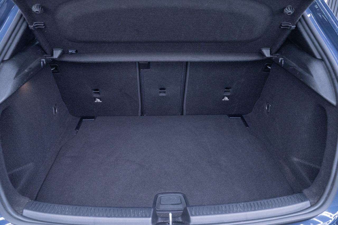 Mercedes-Benz A-Class view 33