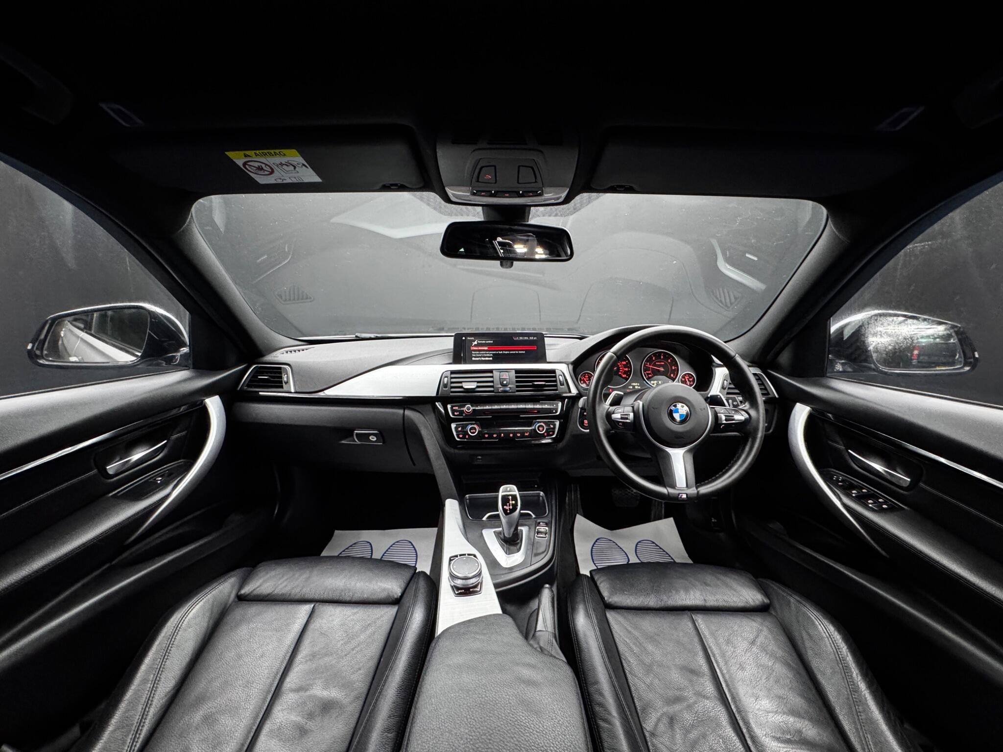 BMW 3 Series view 17