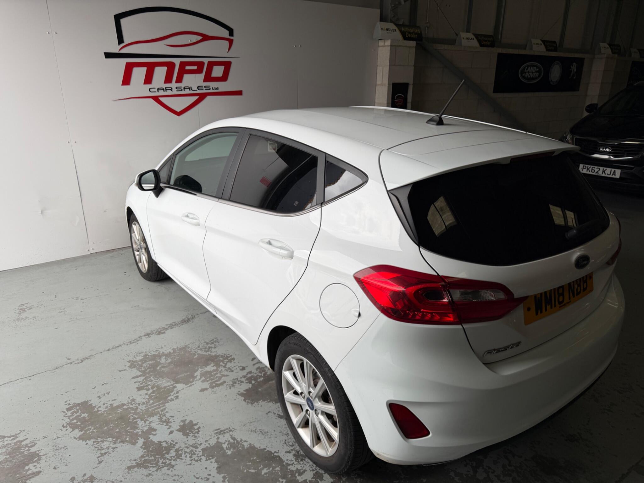 Ford Fiesta view 5