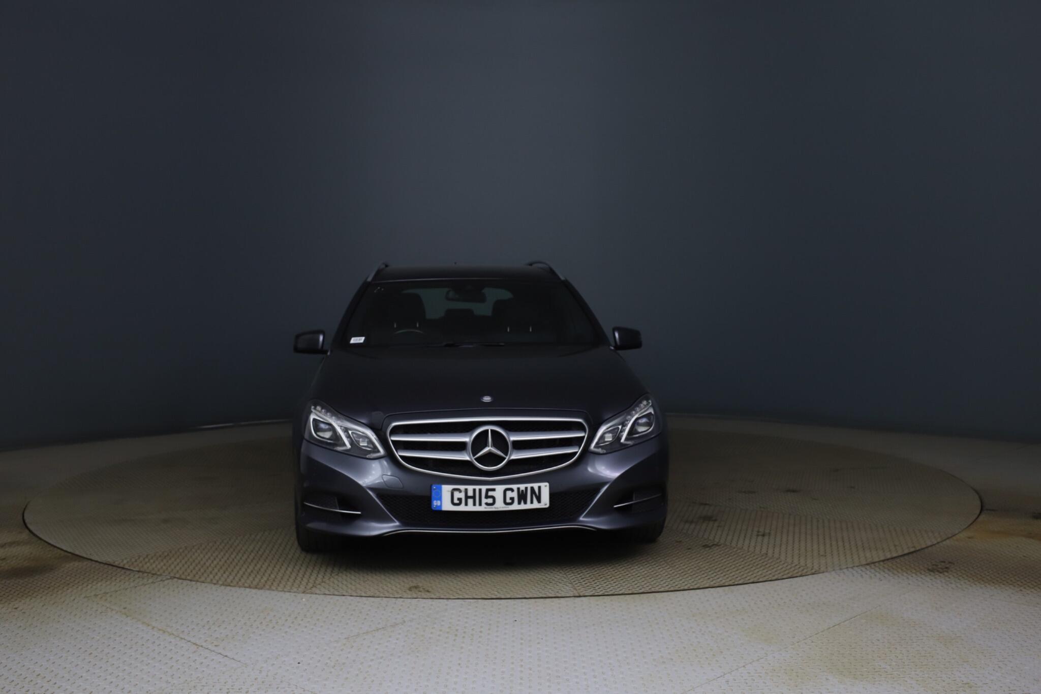 Mercedes-Benz E-Class view 2