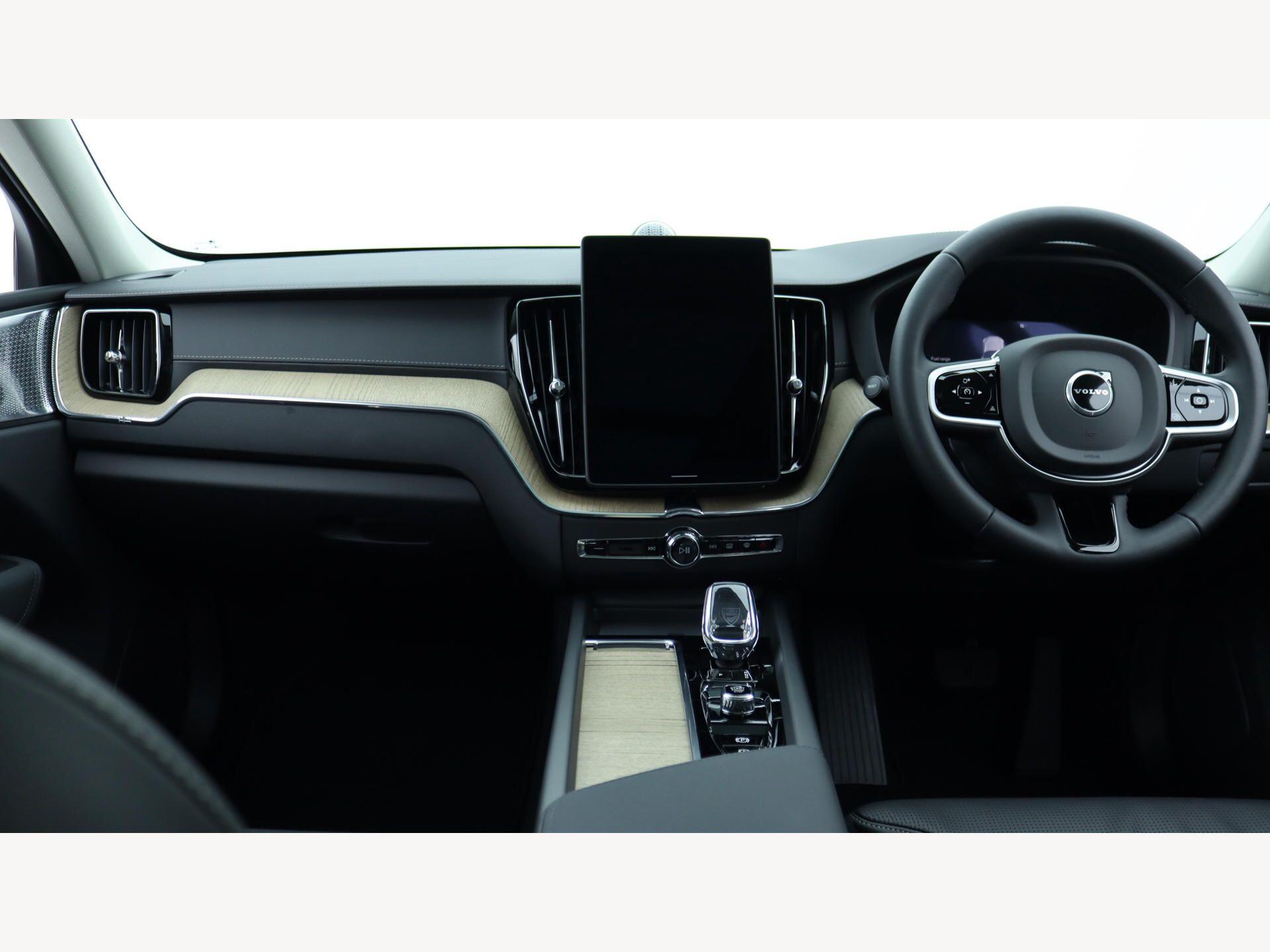 Volvo XC60 view 6