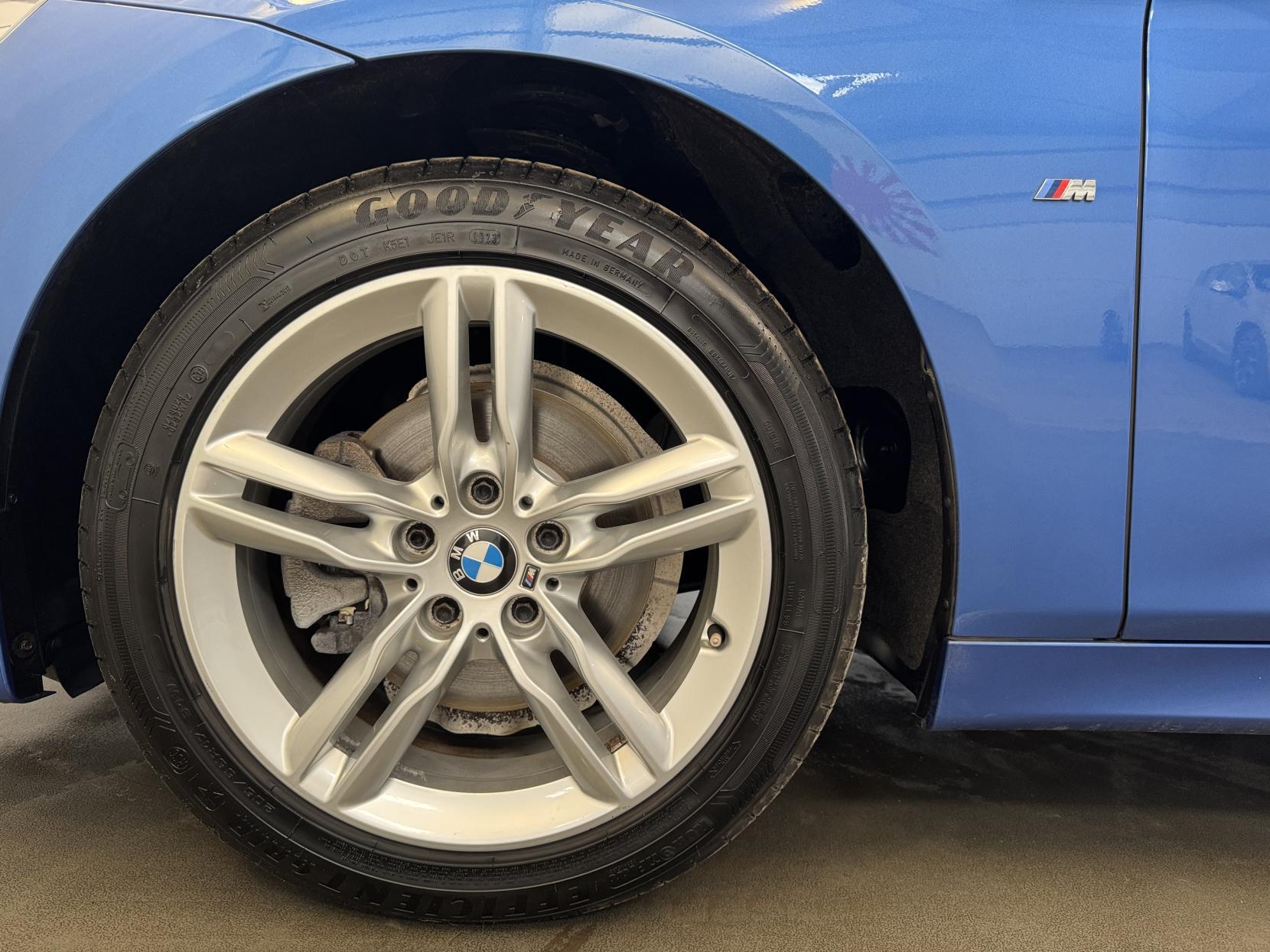 BMW 2 Series view 63