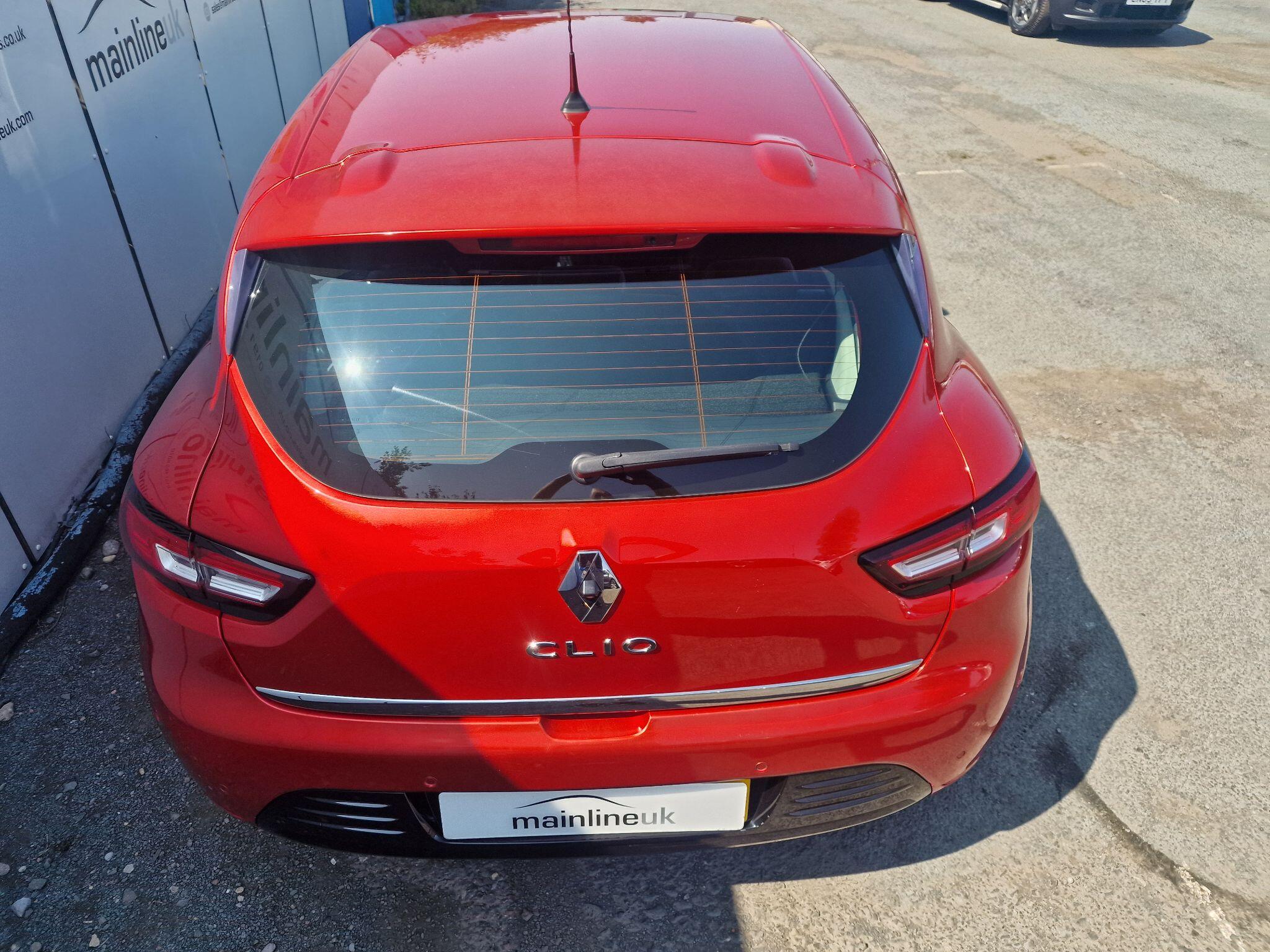 Renault Clio view 12