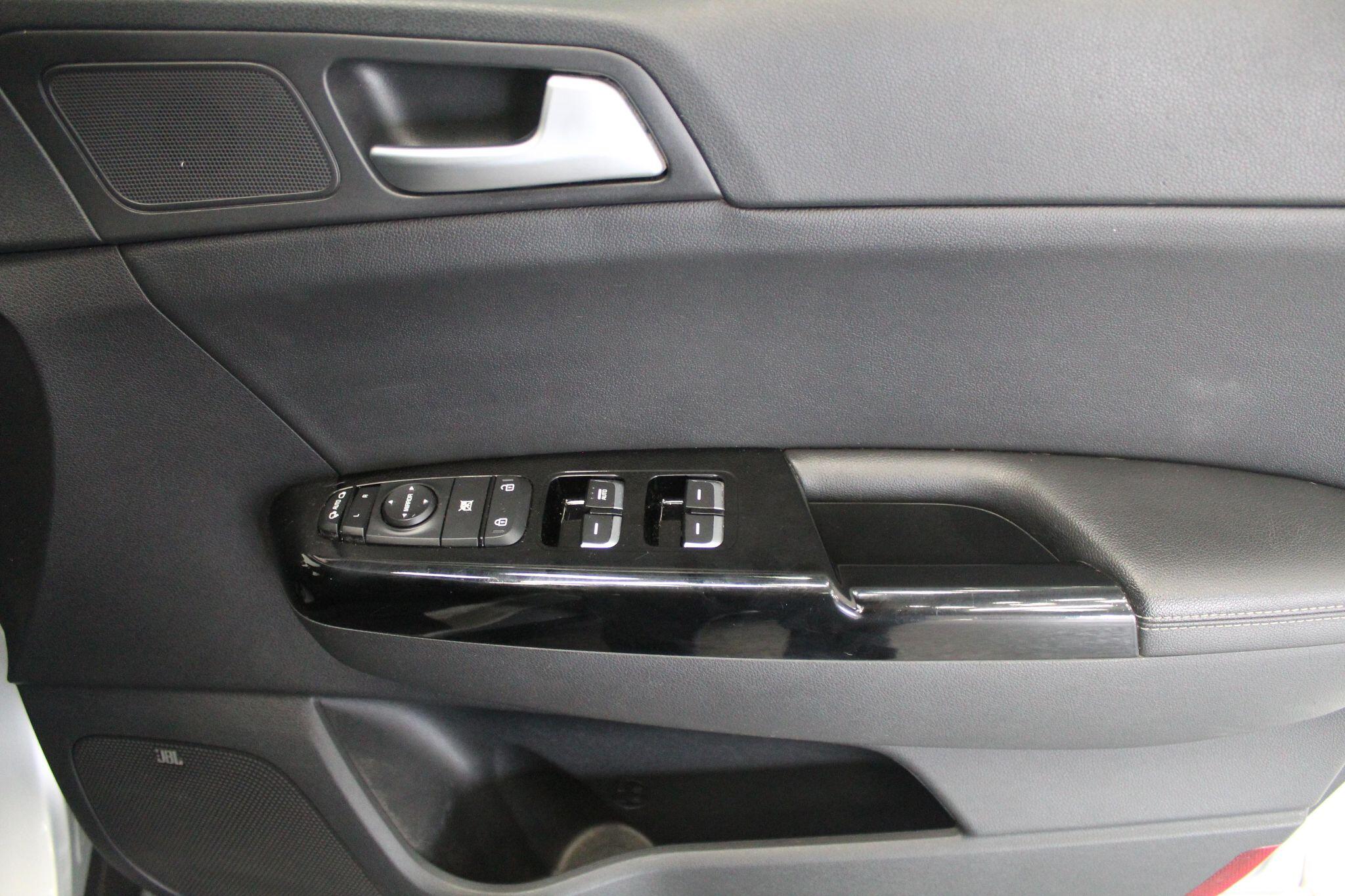 Kia Sportage view 47