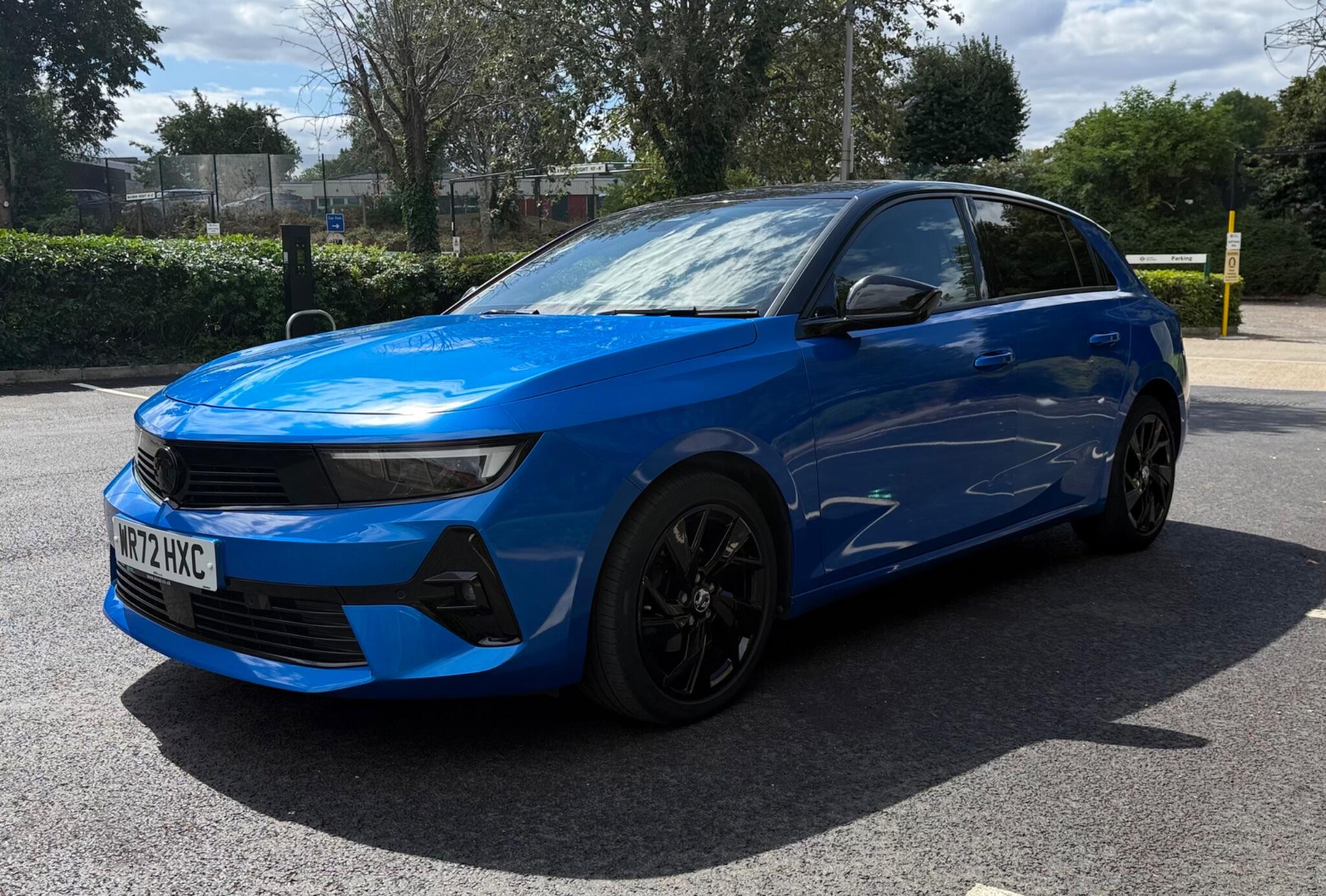 Vauxhall Astra view 3