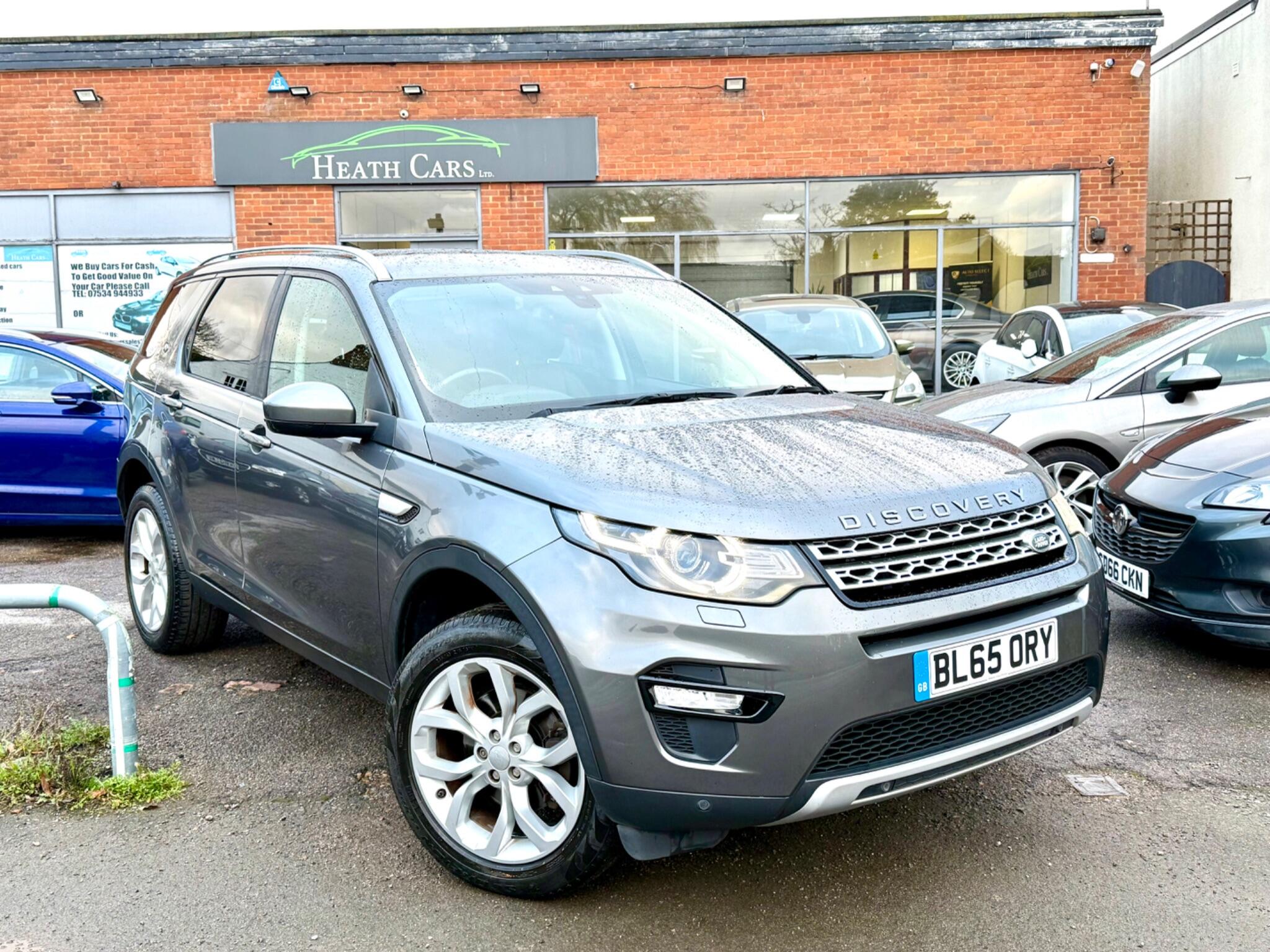 2015 Land Rover Discovery Sport 2.0 TD4 HSE Auto 4WD Euro 6 (s/s) 5dr • 86,302 miles image 1