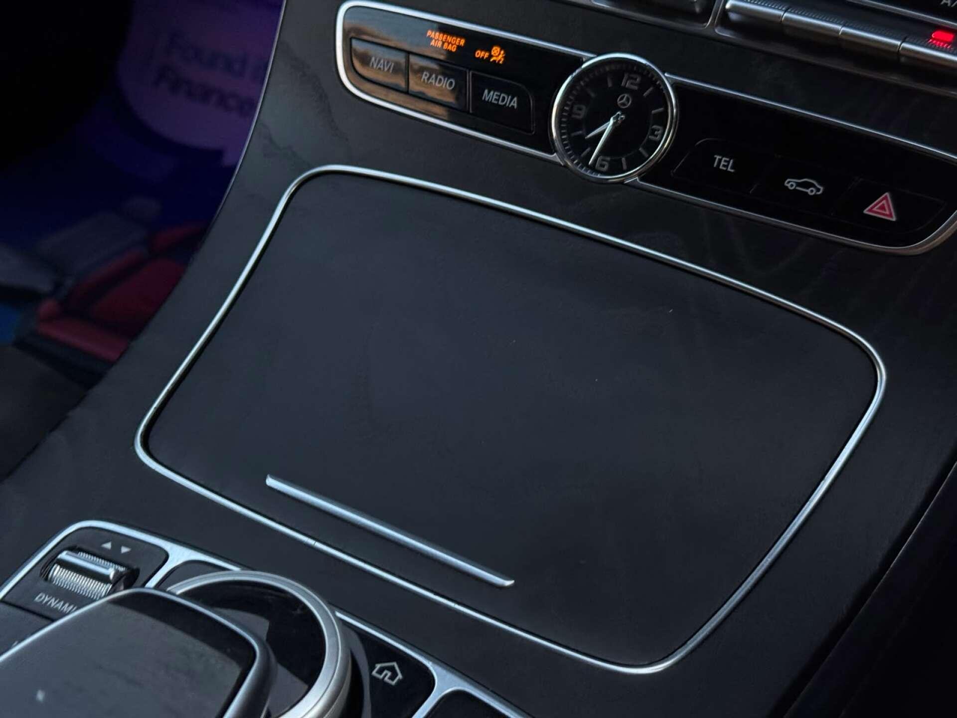 Mercedes-Benz E Class view 68