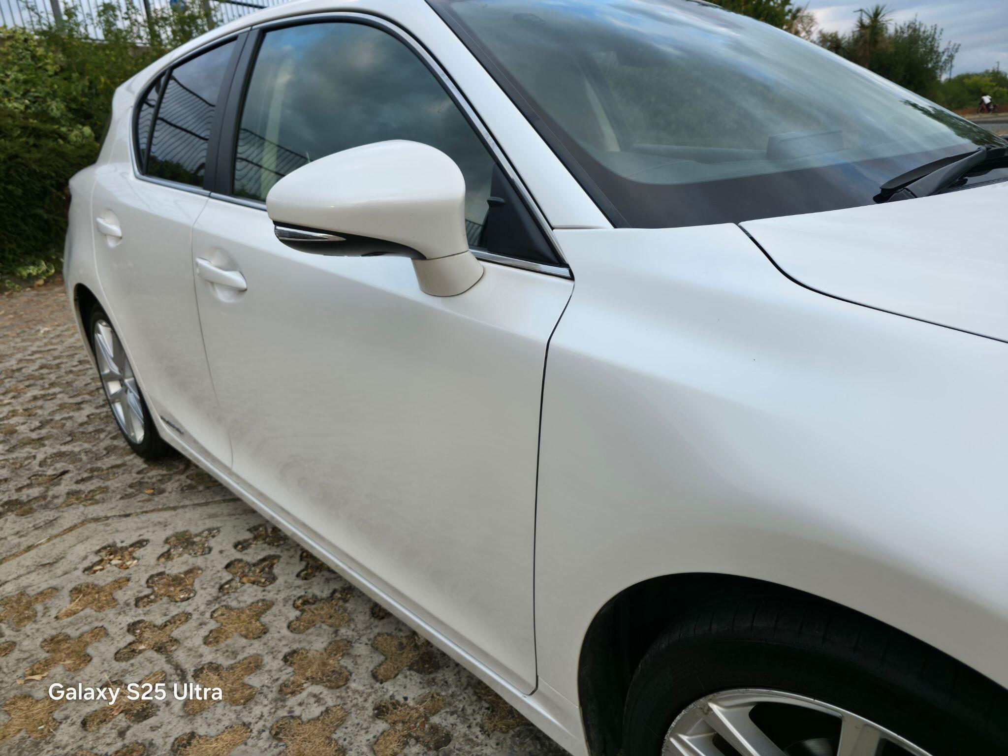 Lexus CT view 19