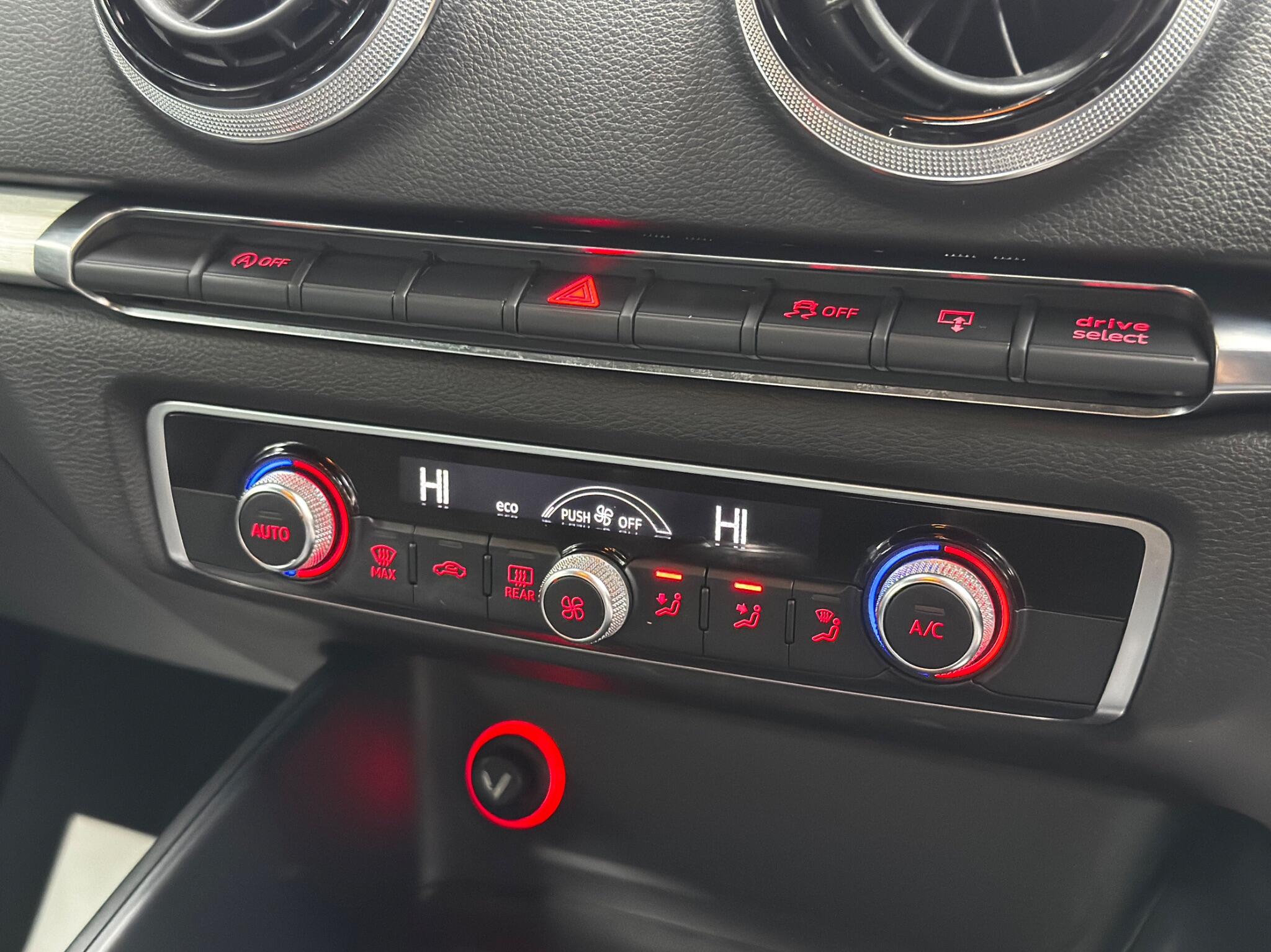 Audi A3 view 36