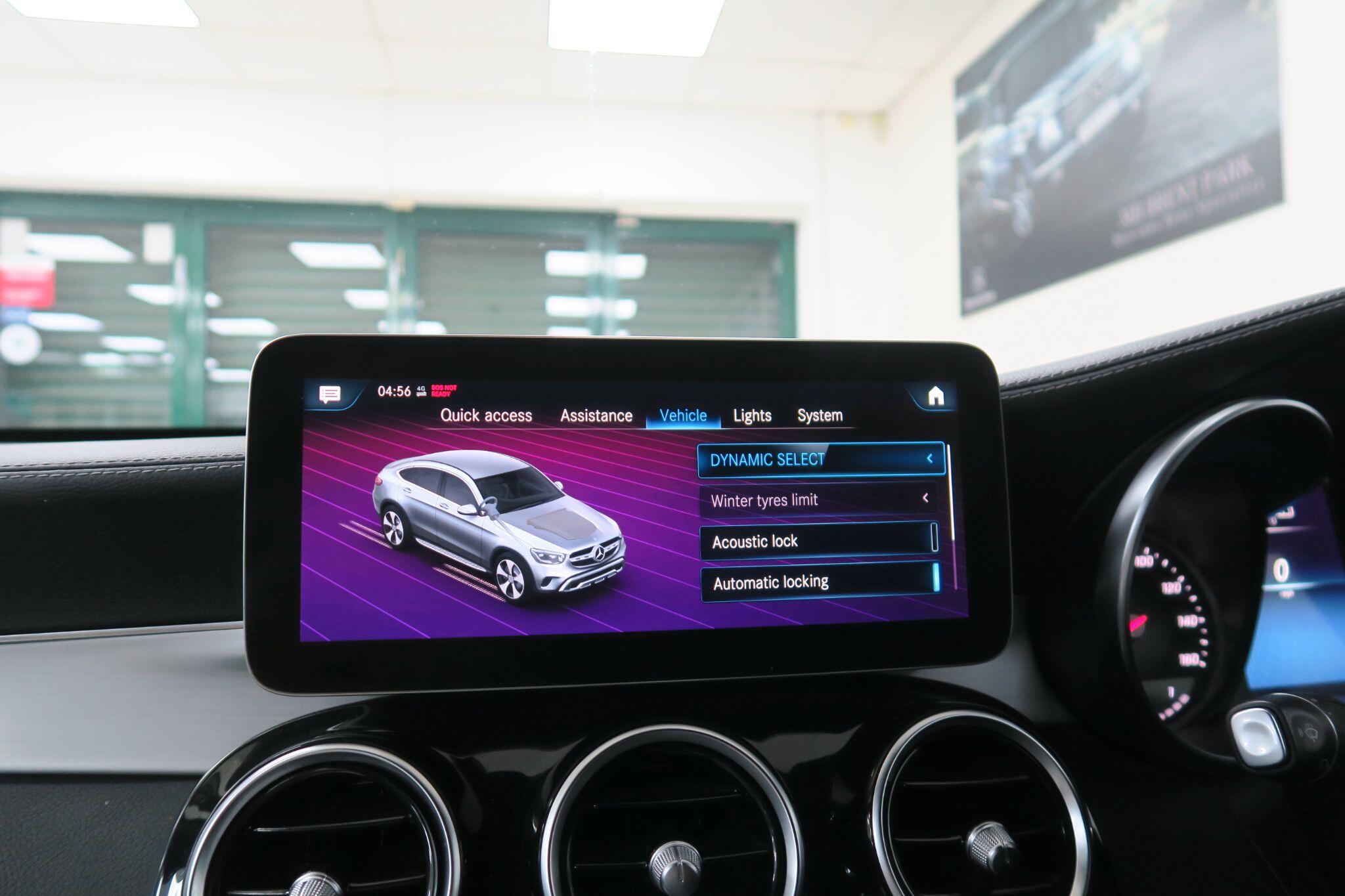 Mercedes-Benz GLC view 27