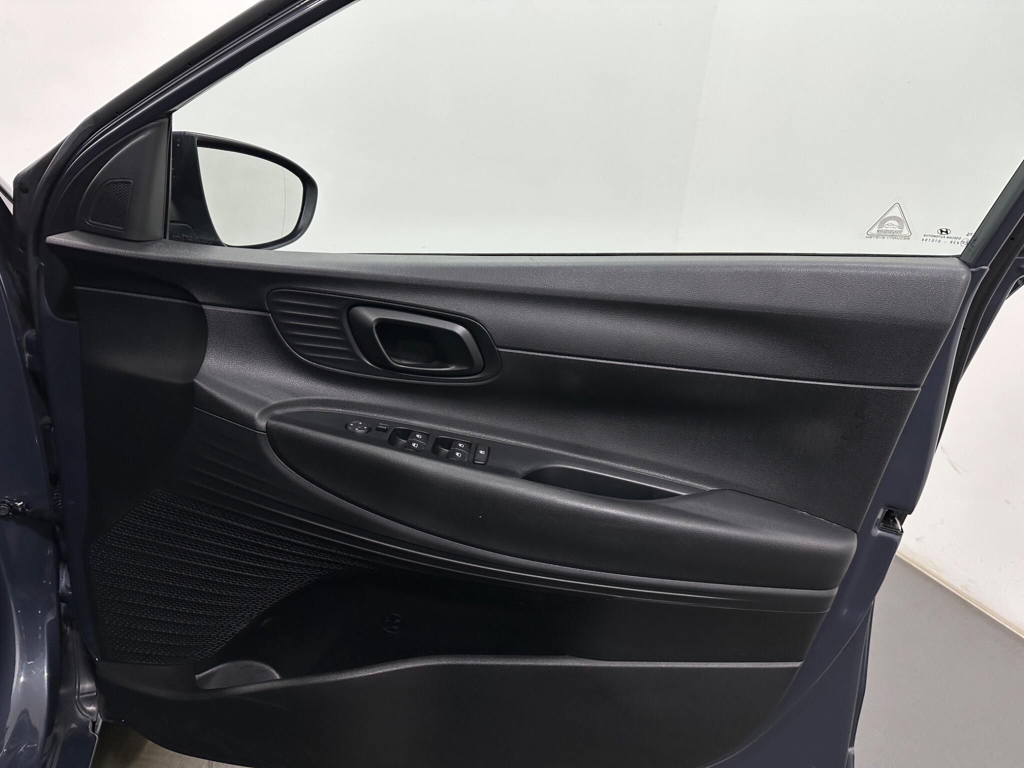 Hyundai I20 view 31