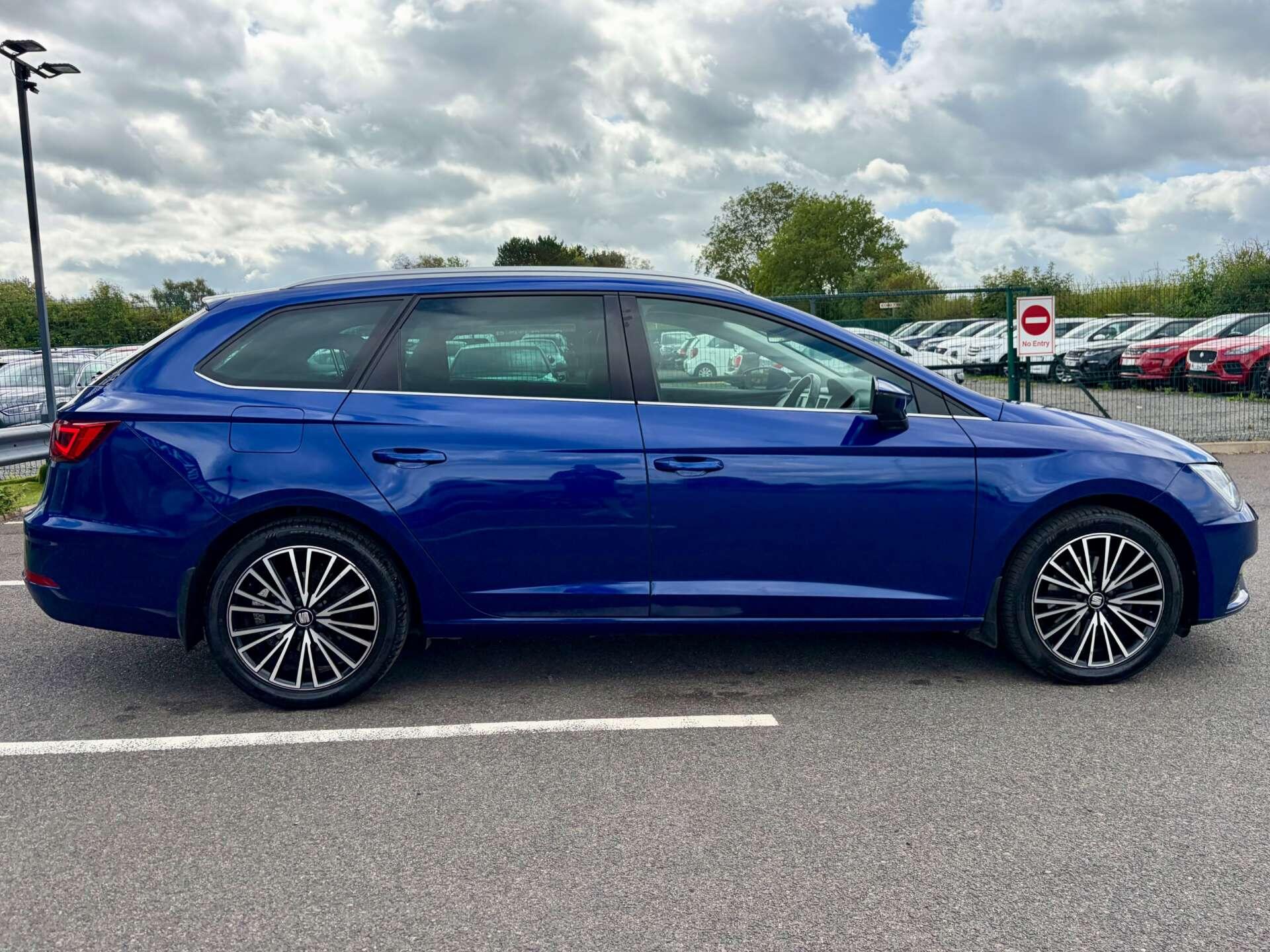 Seat Leon Leon view 9