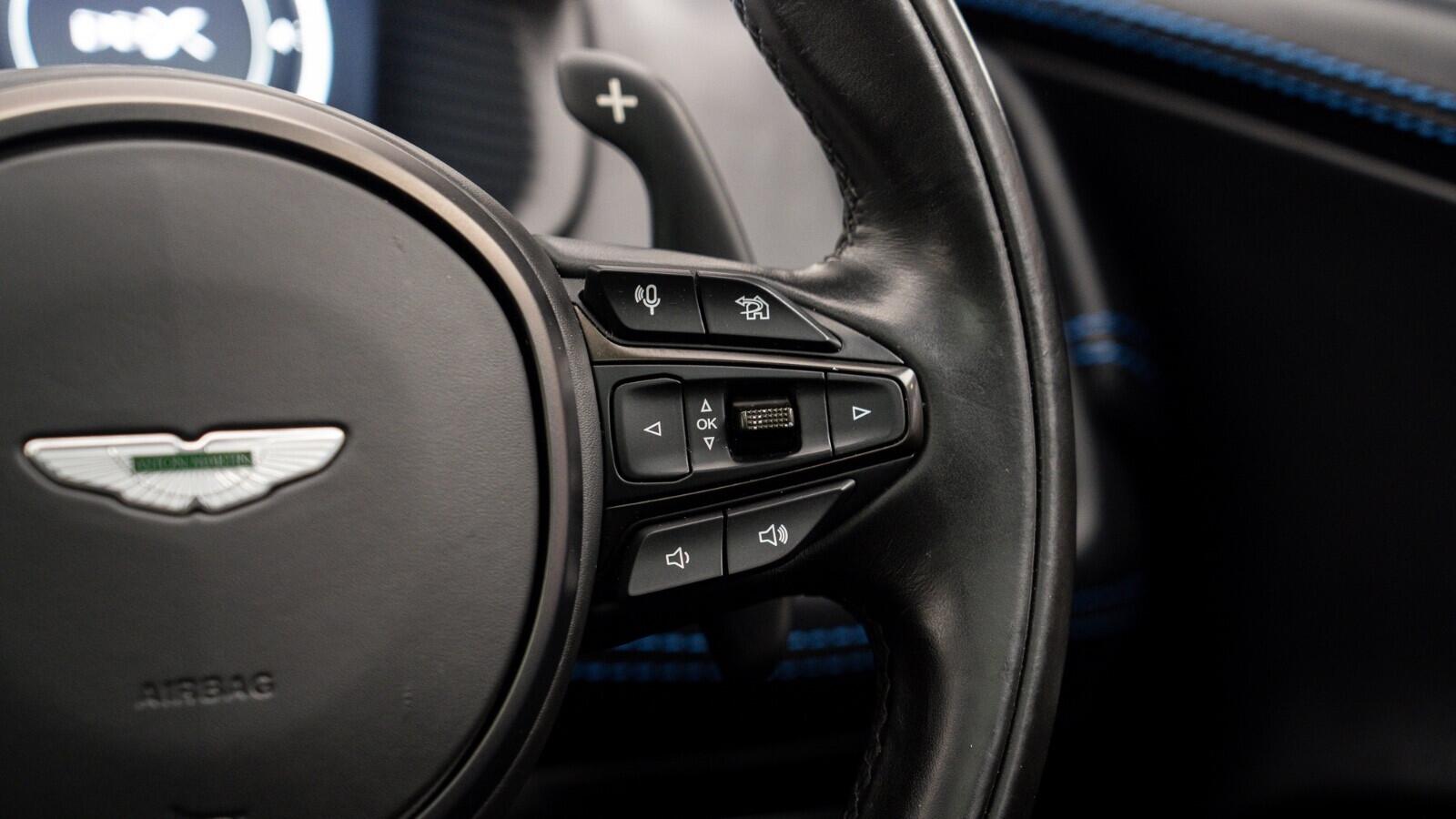 Aston Martin DBX view 13