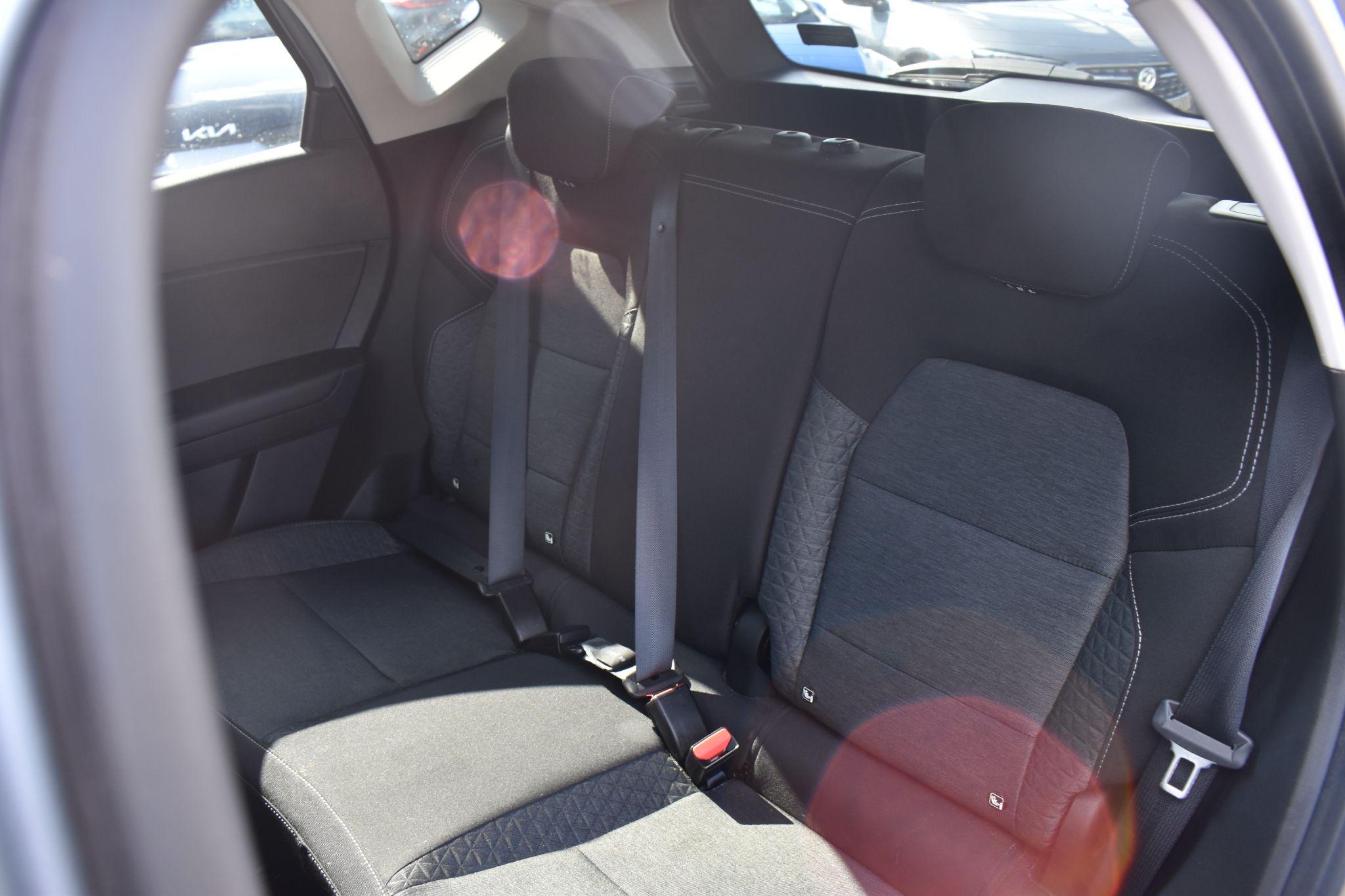 Captur - 1.3 TCe Iconic EDC Euro 6 (s/s) 5dr - Image 12
