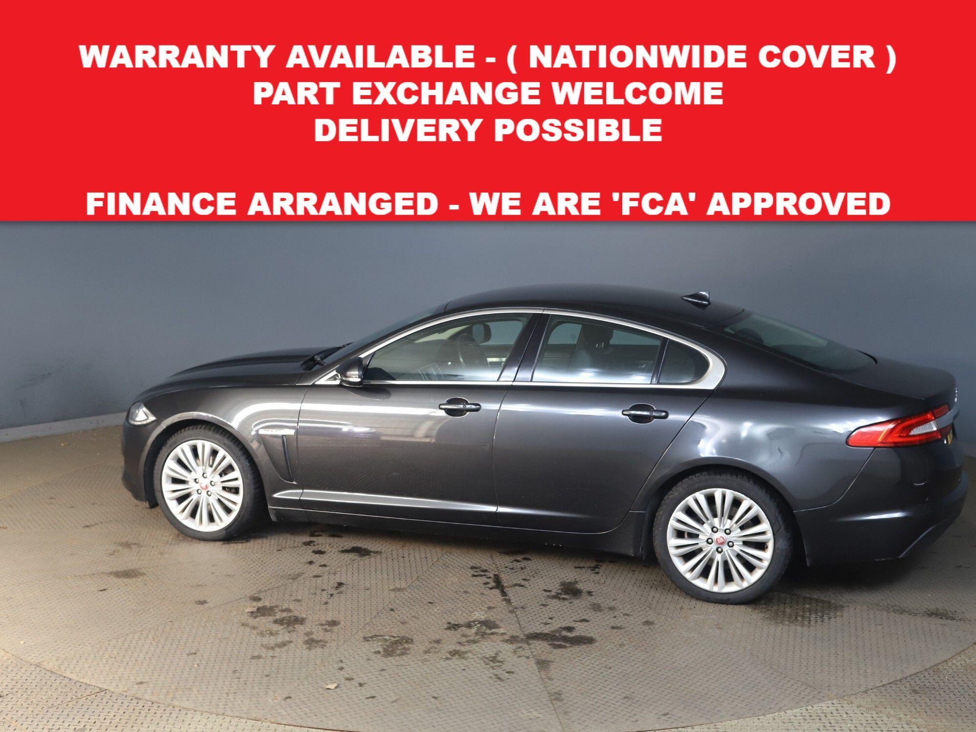 Jaguar XF view 3