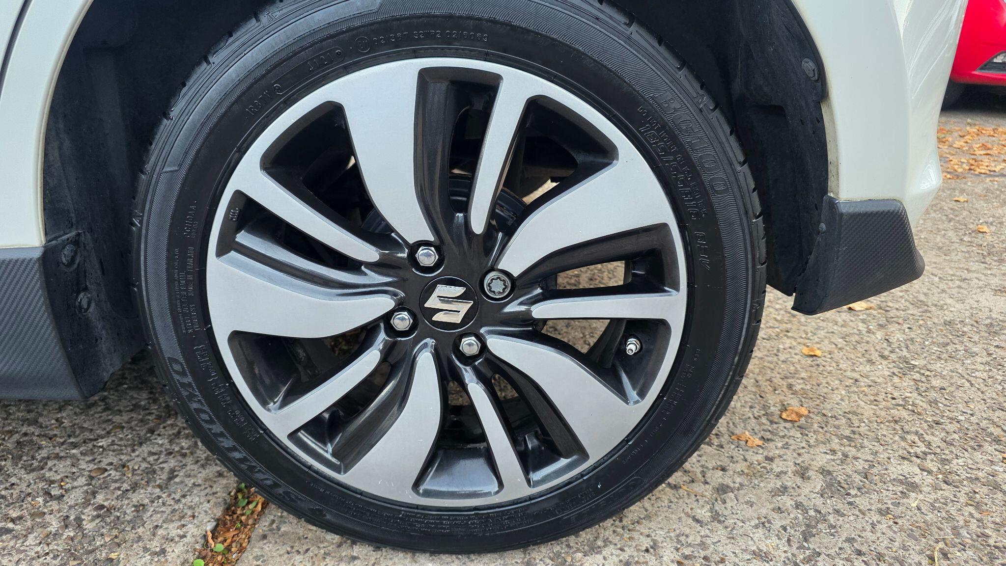 Suzuki Swift view 39
