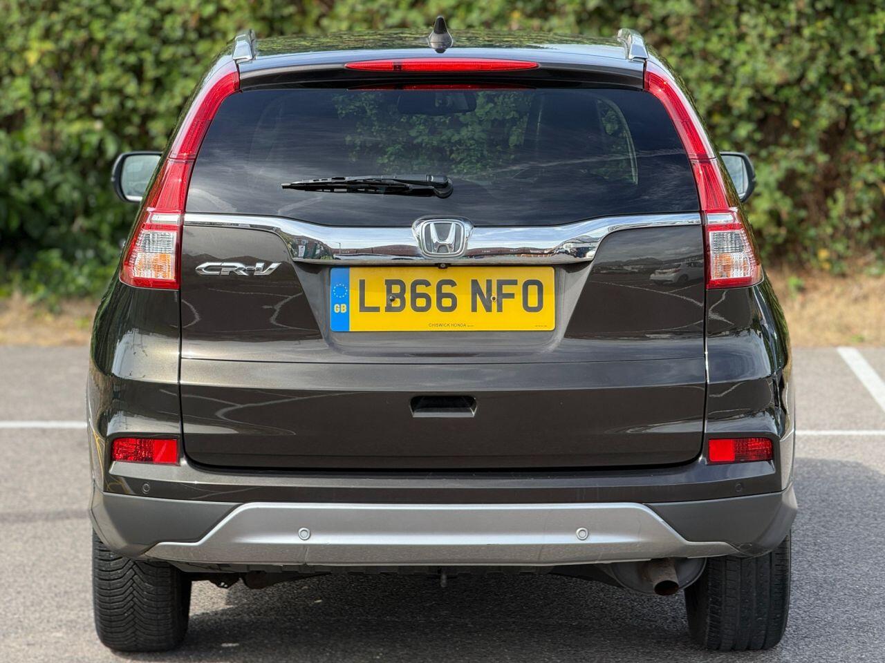 Honda CR-V view 6