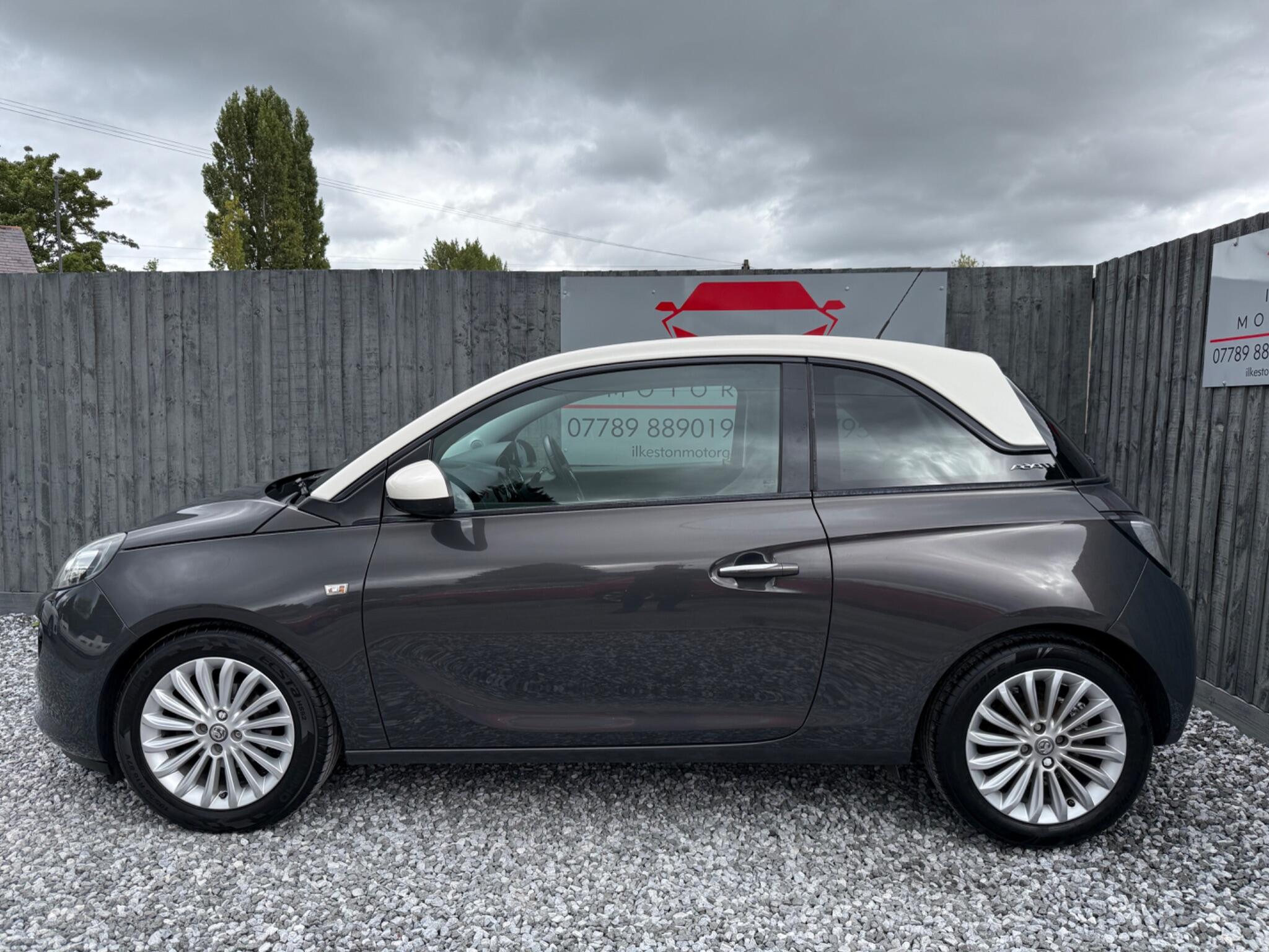 2015 Vauxhall ADAM 1.2 16v GLAM Euro 5 3dr • 111,490 miles image 4