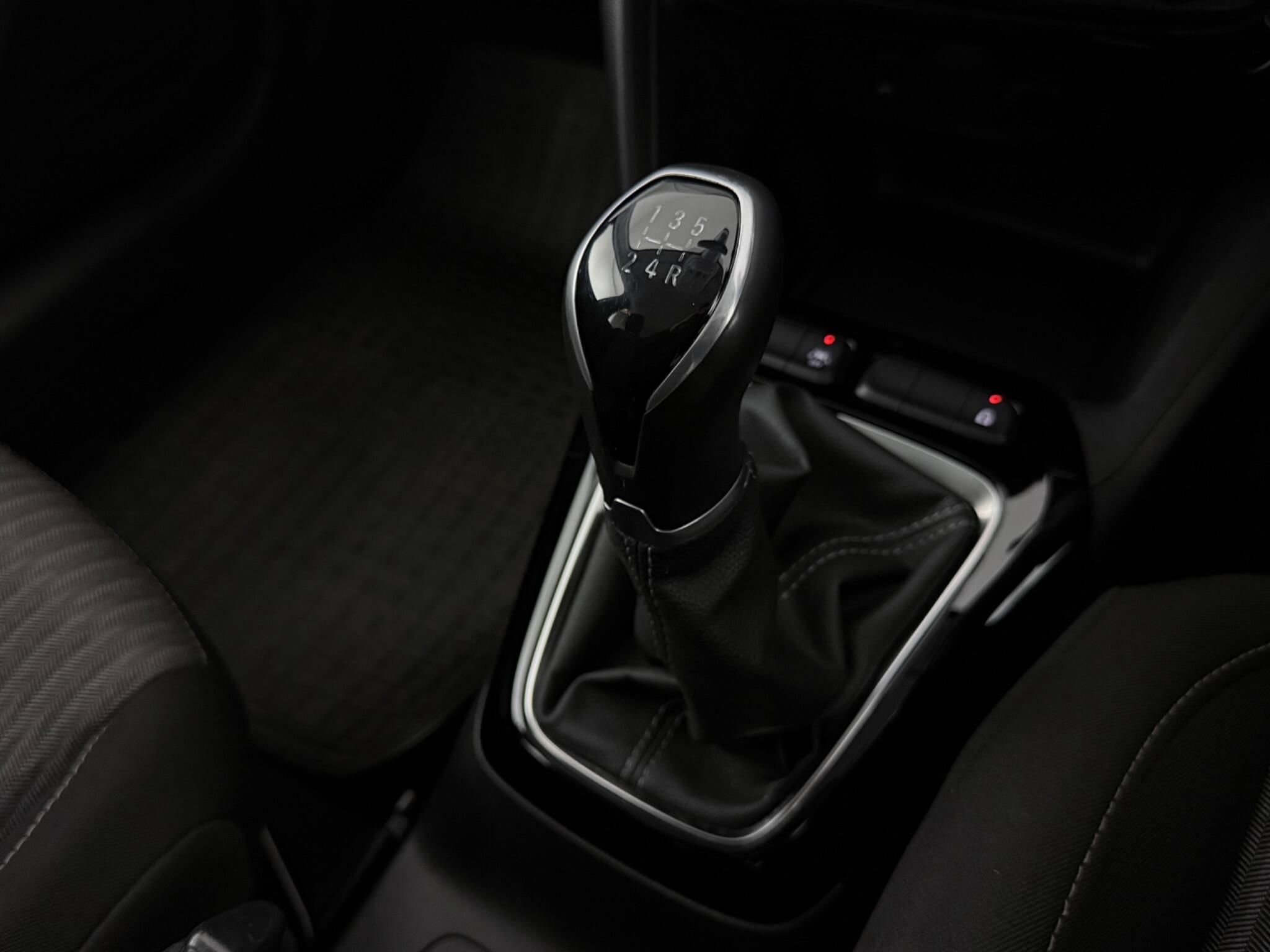 Vauxhall Corsa view 13