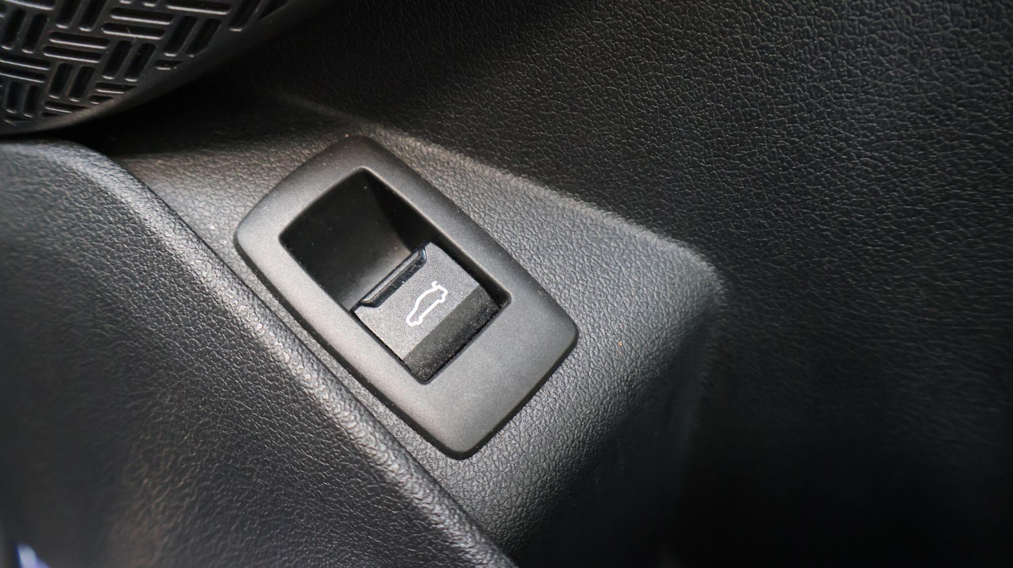 BMW X1 view 27