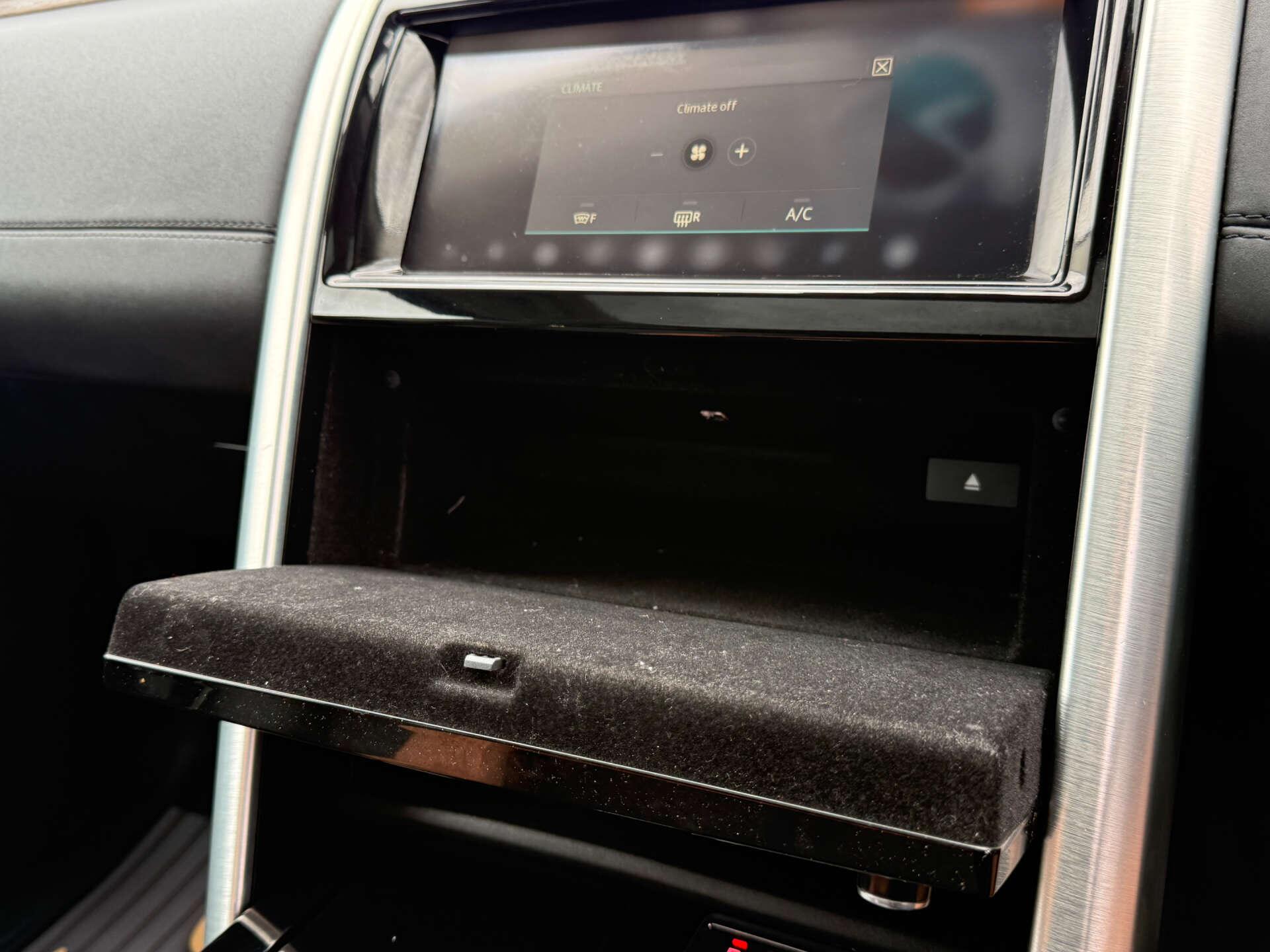 Land Rover Discovery view 57