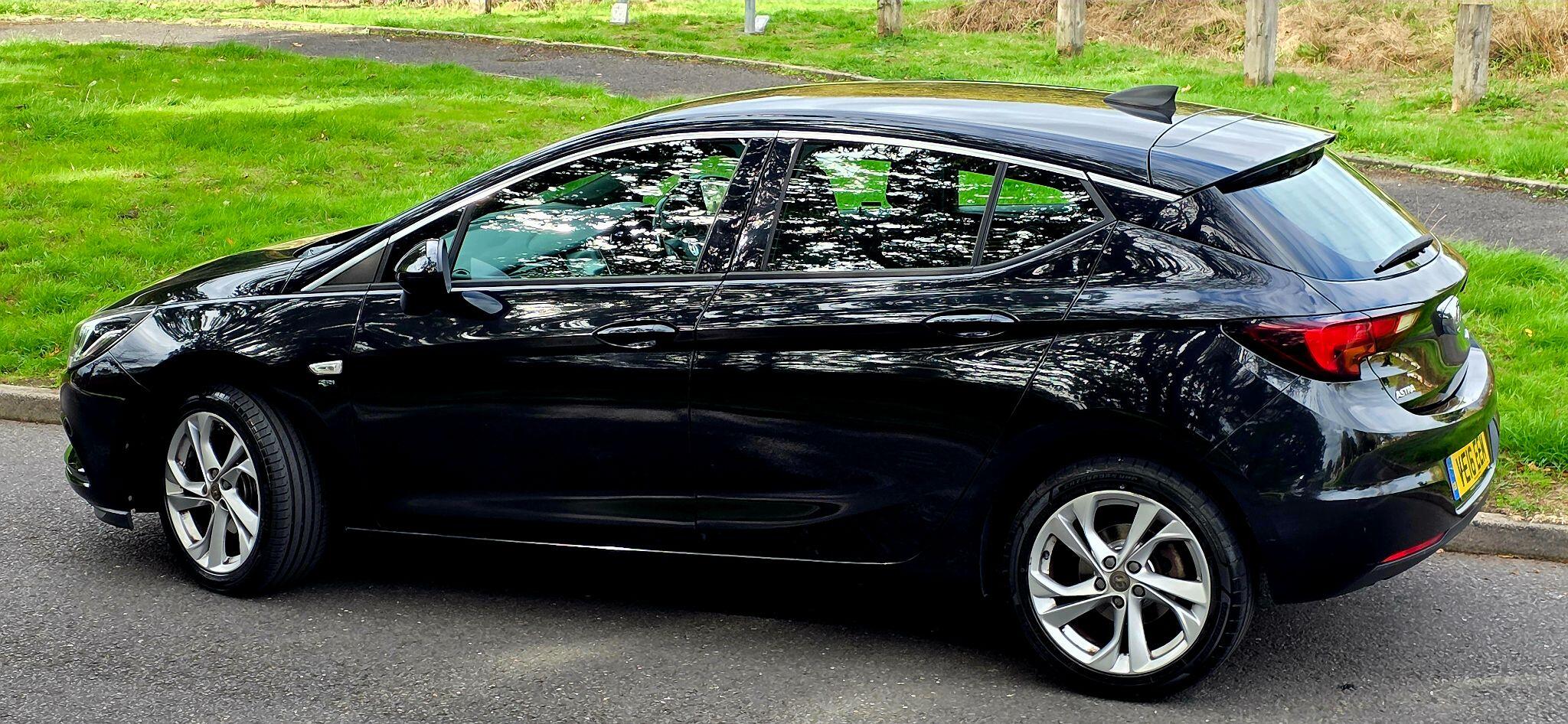 Vauxhall Astra view 22