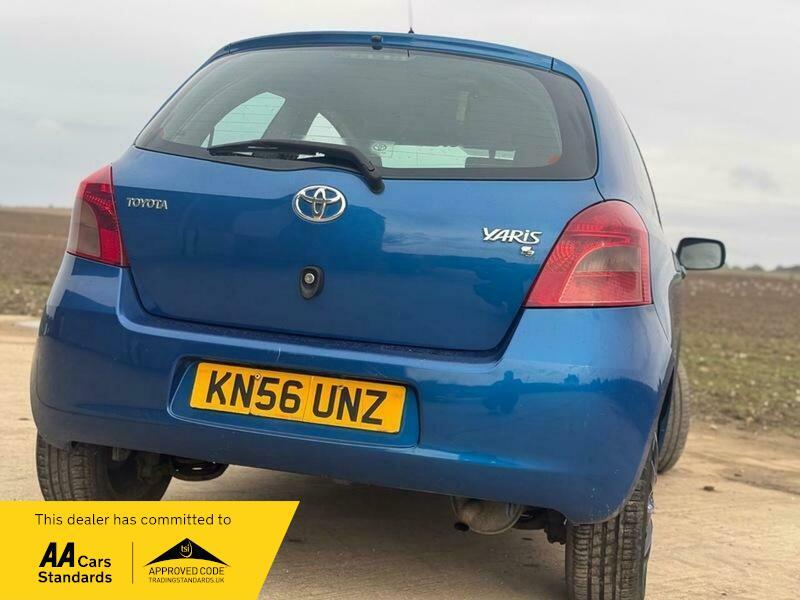 2006 Toyota Yaris image 15