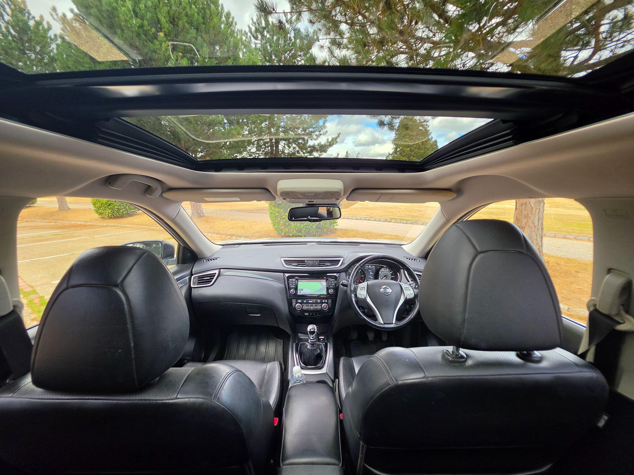 Nissan X-Trail view 17