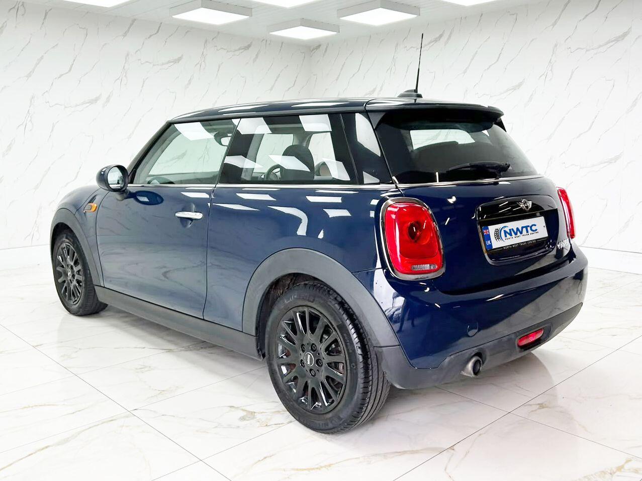 Mini Hatch view 12