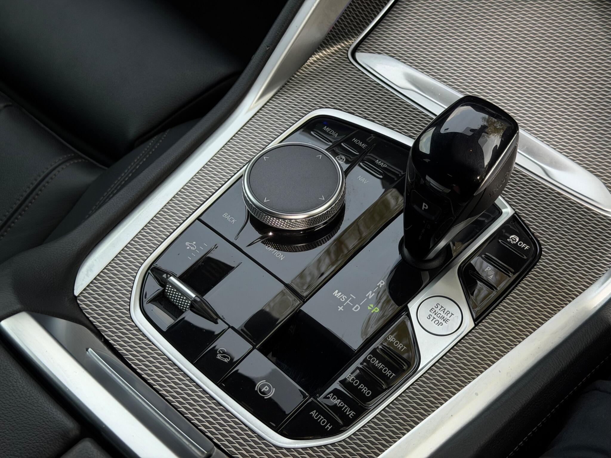 BMW X6 view 40