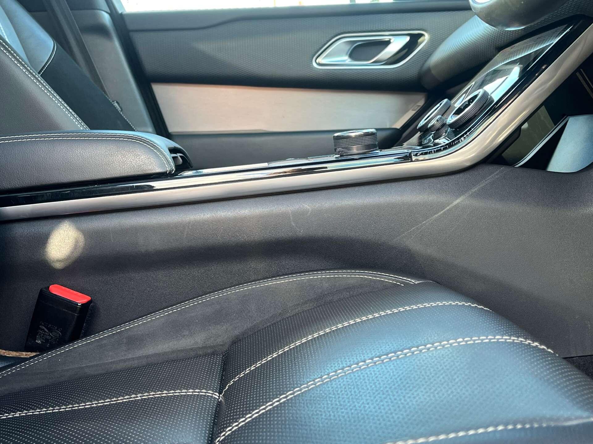 Land Rover Range Rover Velar view 40