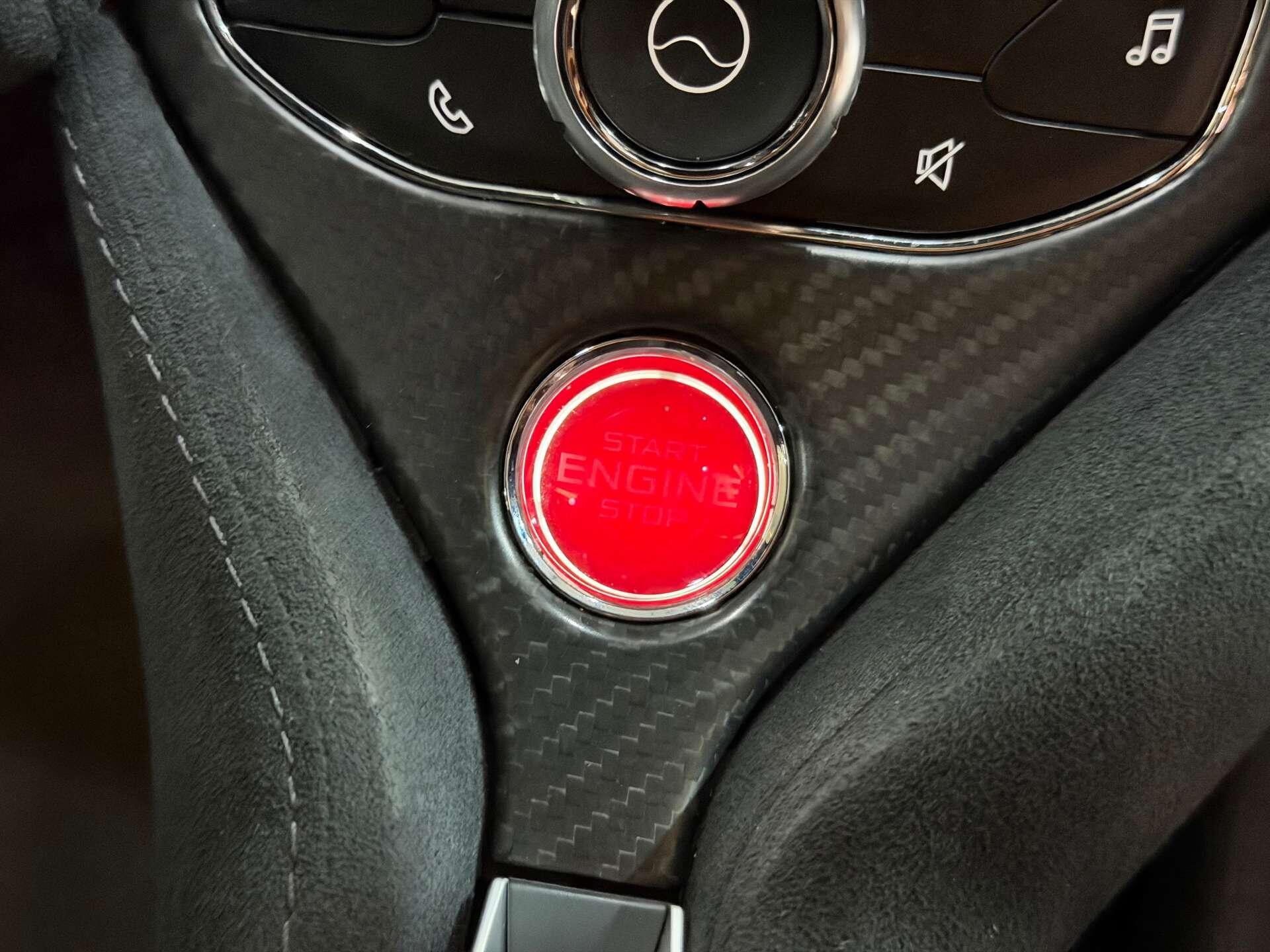 Mclaren 720s view 36