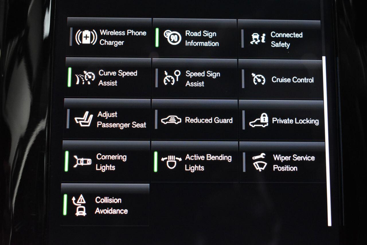 Volvo XC90 view 33