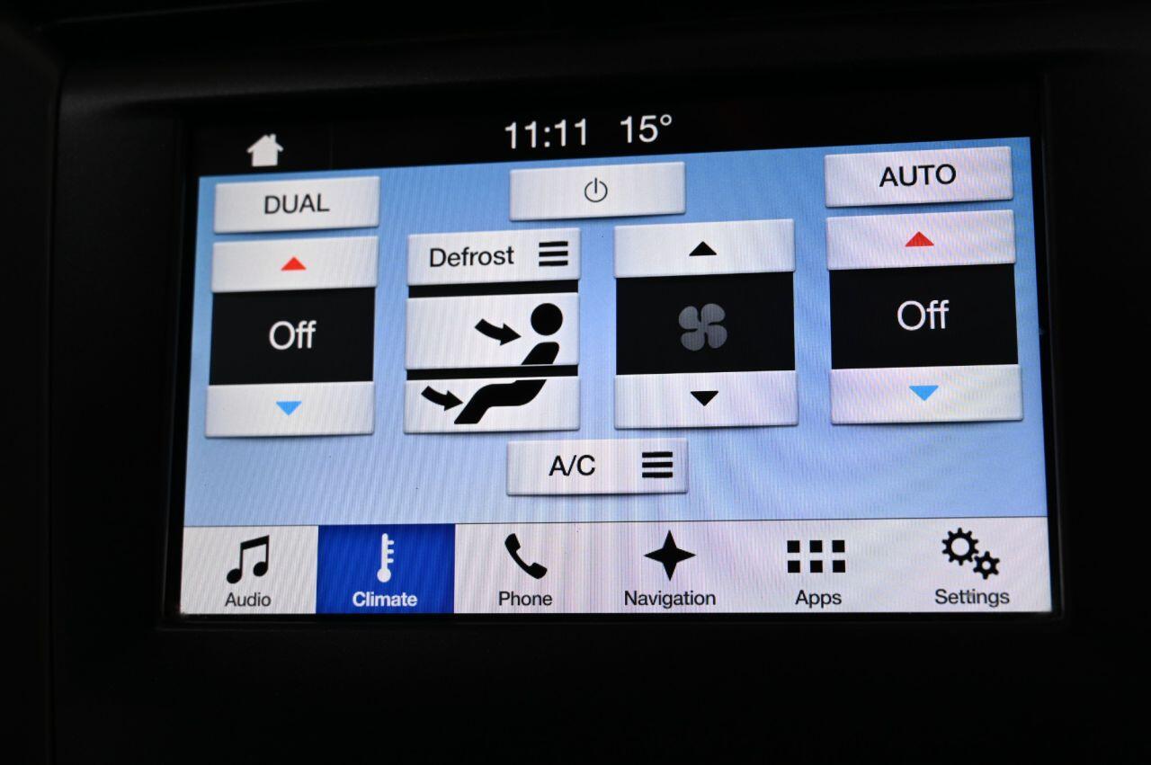 Ford Mondeo view 23