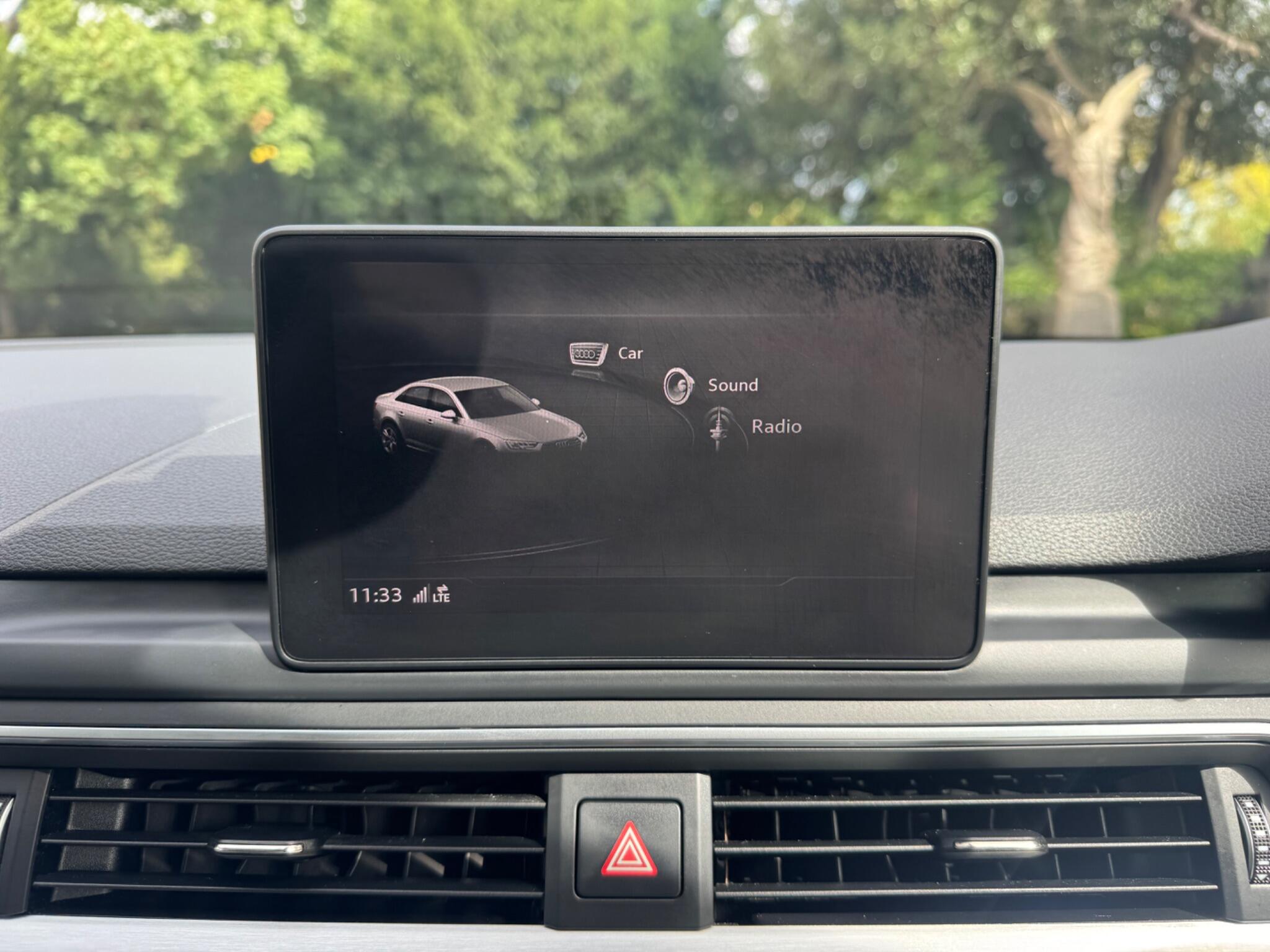 Audi A4 view 52