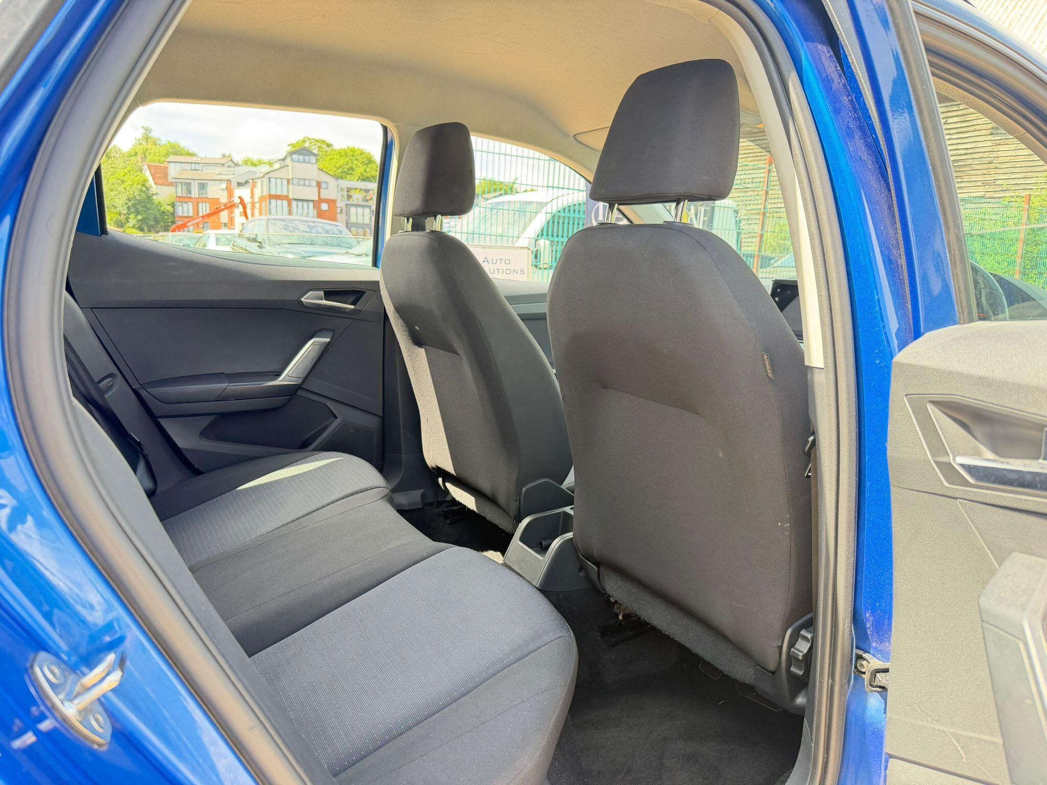 Seat Arona view 14
