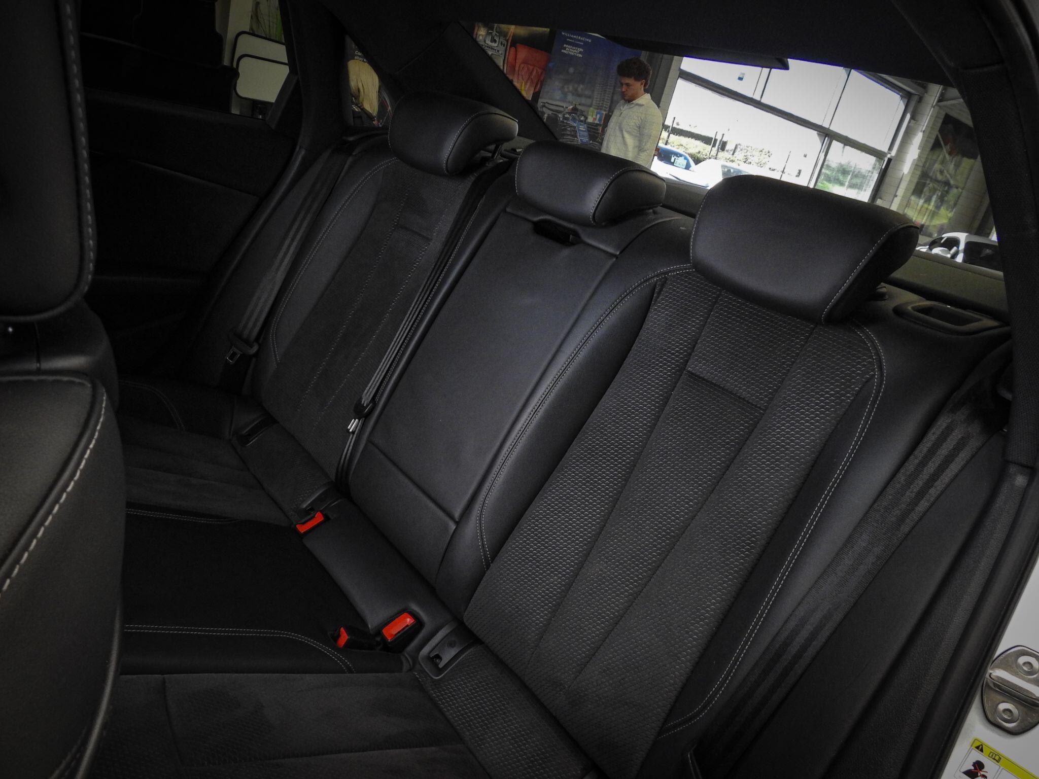 Audi A4 view 38