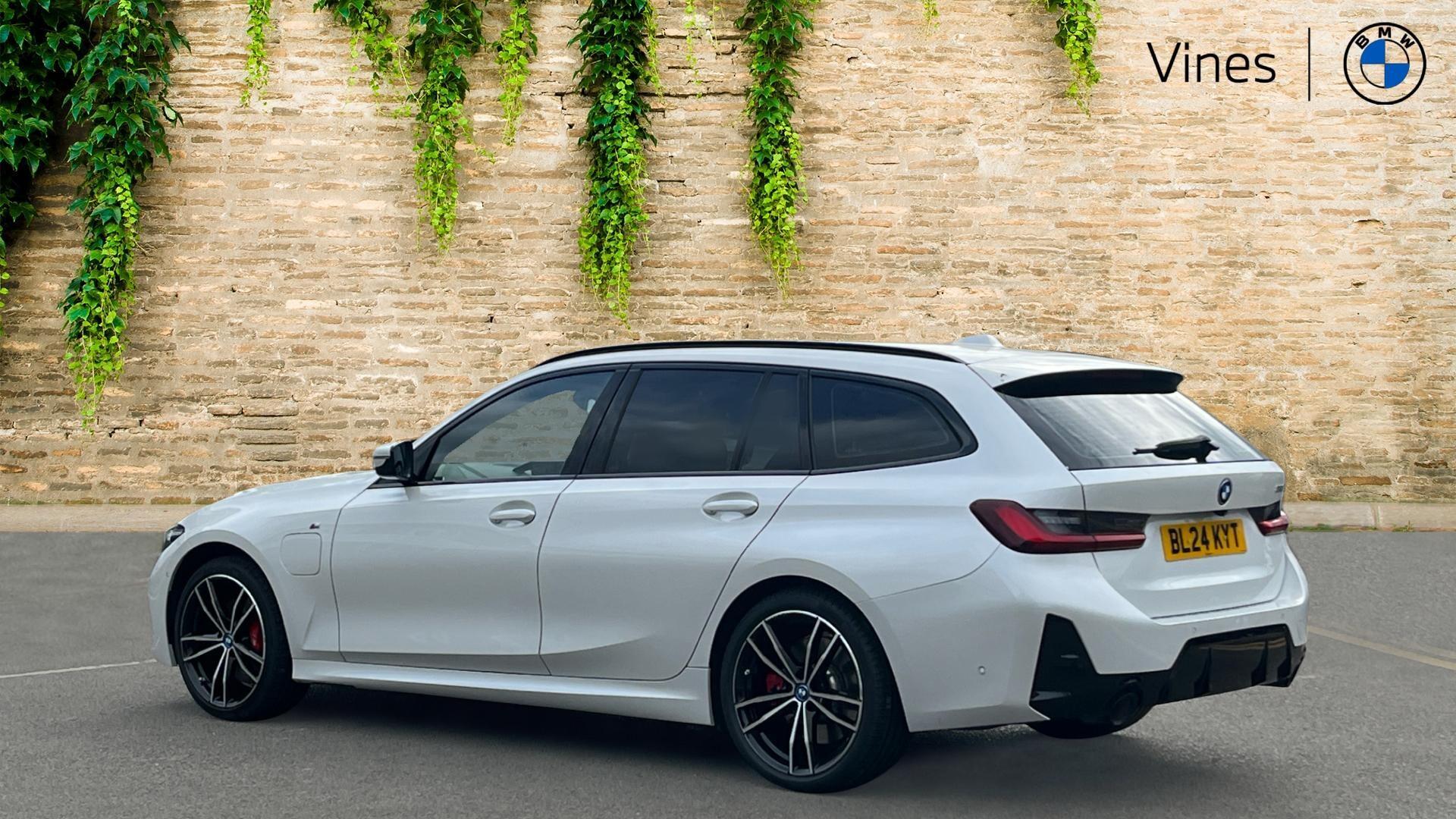 BMW 3 Series view 2