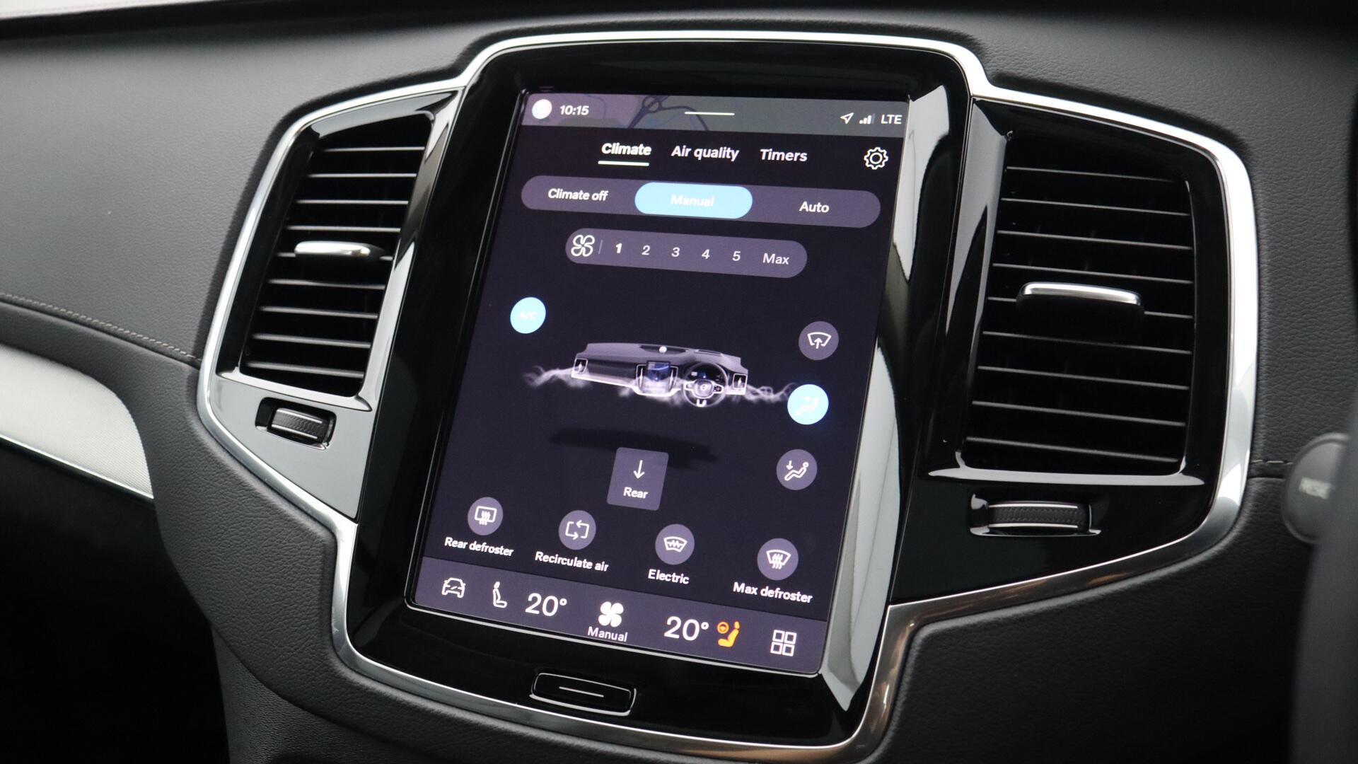 Volvo XC90 view 49
