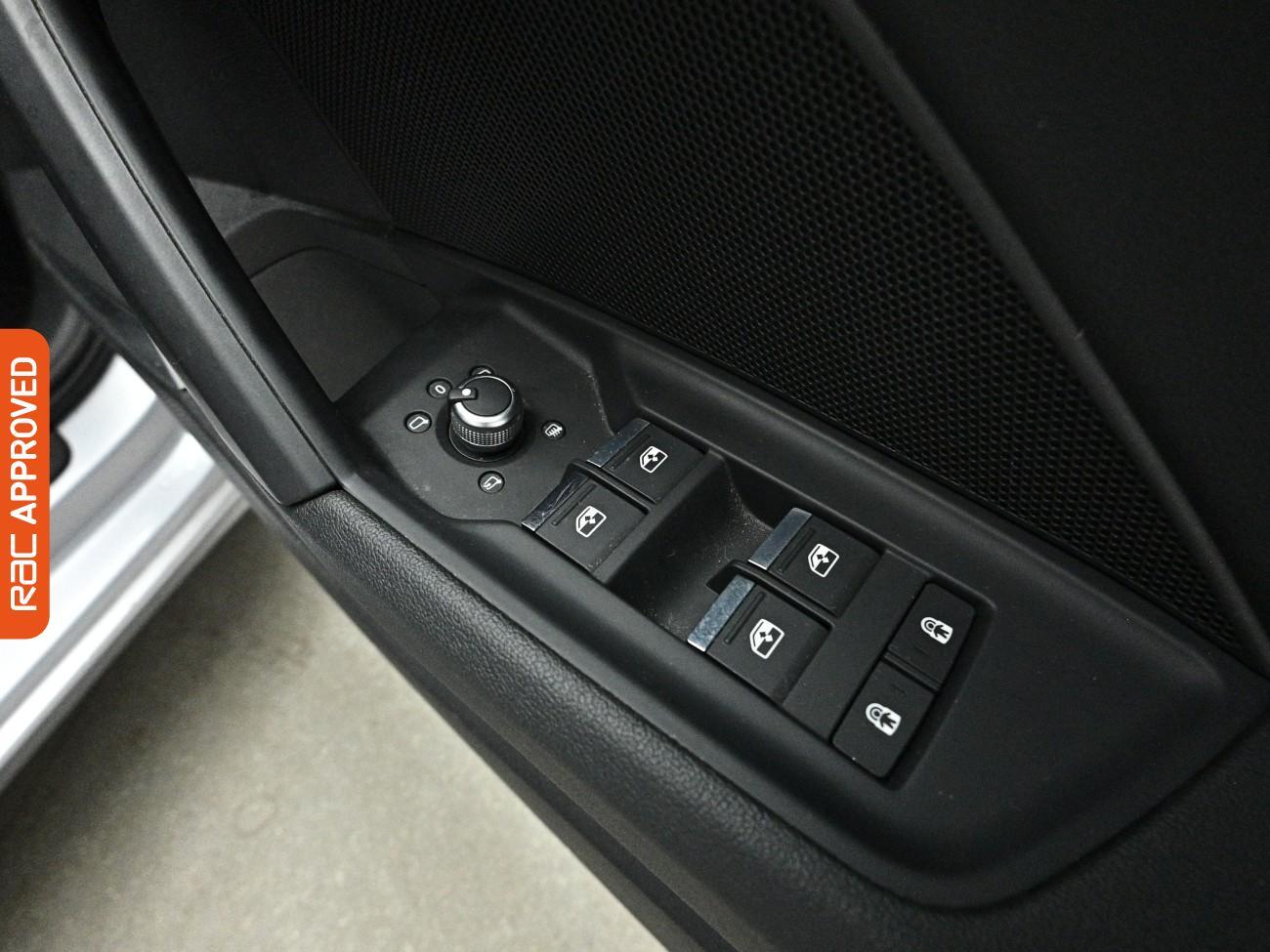 Audi A3 view 24