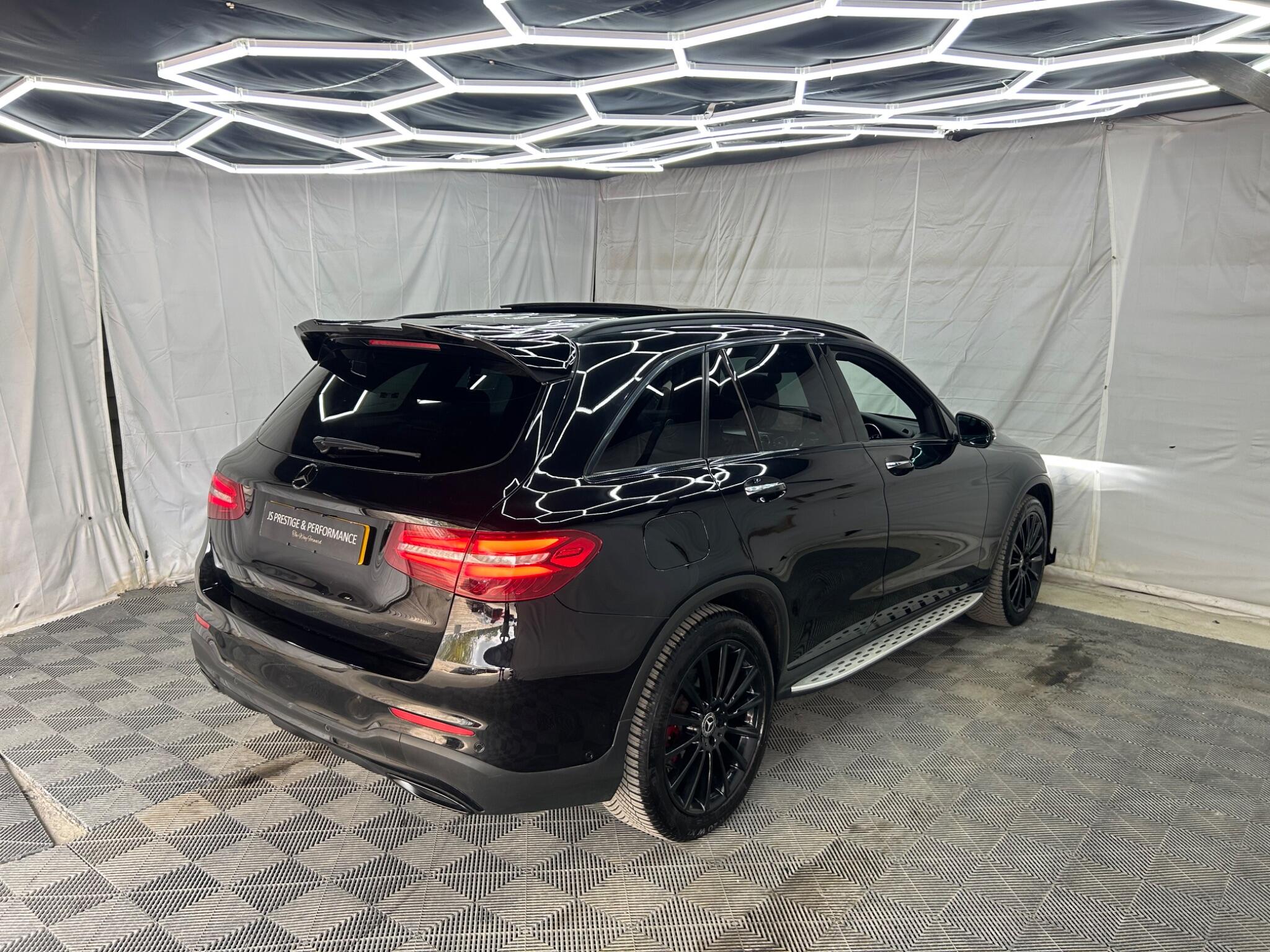 Mercedes-Benz GLC view 8
