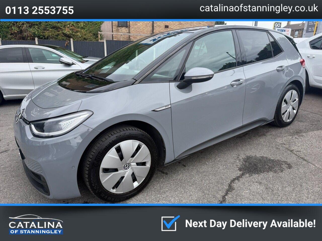 Volkswagen ID.3 view 3