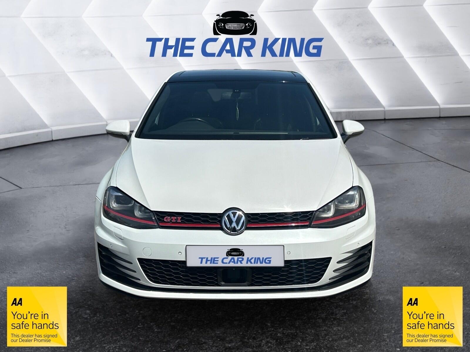 Volkswagen Golf view 2
