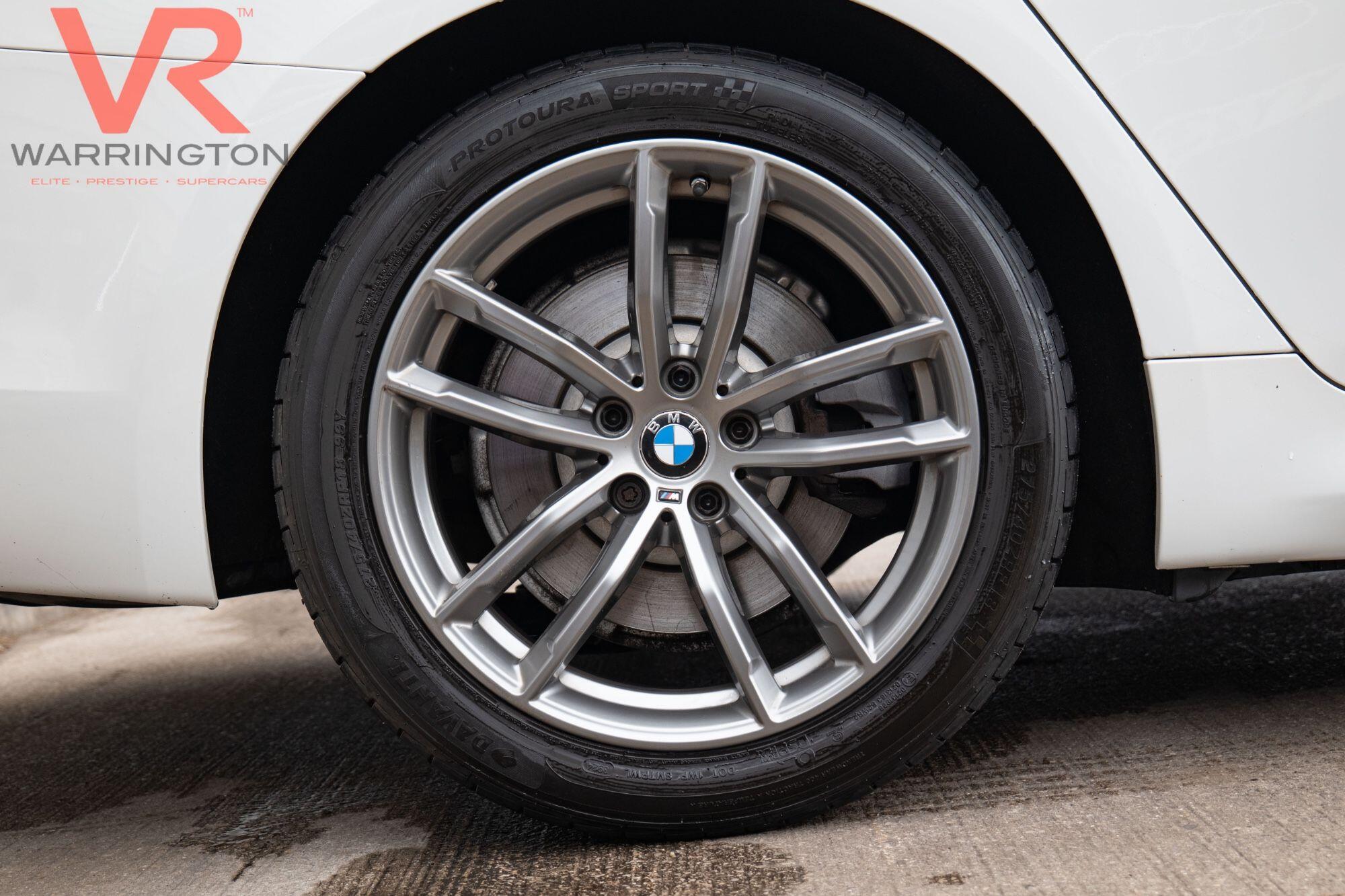 BMW 5 Series view 41
